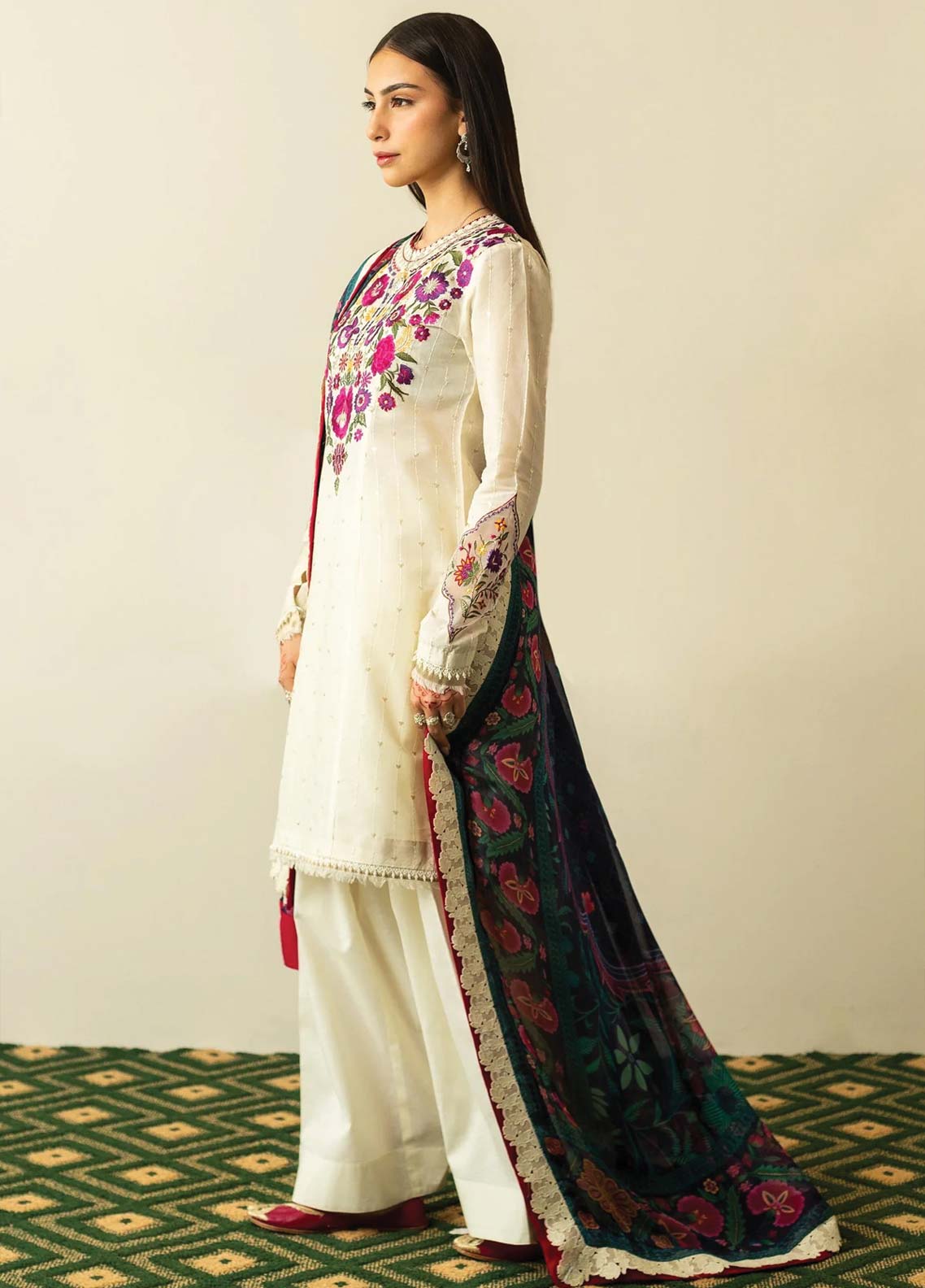 D#08 Zara Shahjahan Emb Lawn Collection 623 V-2 D#08 Zara Shahjahan Emb Lawn Collection 623 V-2