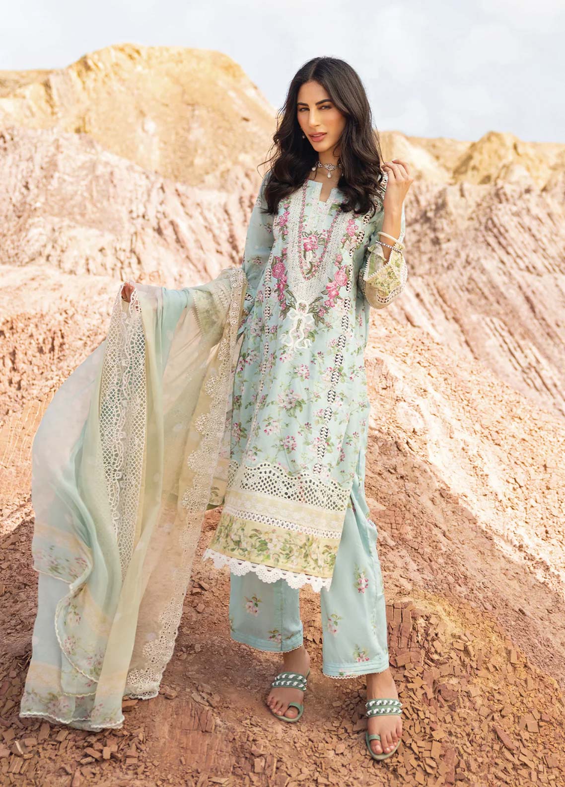 D#1B Elaf Signature Emb Lawn Collection 623 D#1B Elaf Signature Emb Lawn Collection 623