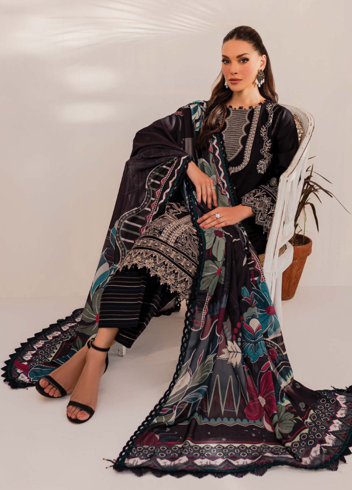 D#06 Farasha Mehek Festive Lawn Collection 623 D#06 Farasha Mehek Festive Lawn Collection 623