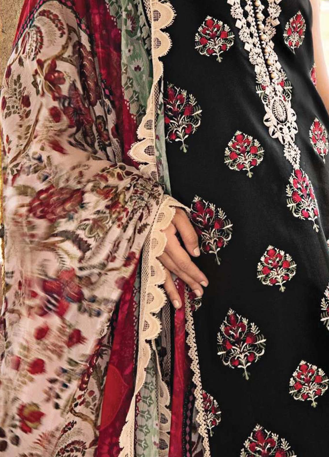 D#9A Zainab Chottani Luxury Emb Lawn Collection 623 D#9A Zainab Chottani Luxury Emb Lawn Collection 623