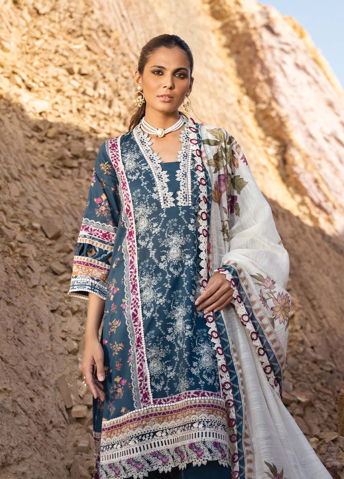 D#7A Elaf Signature Emb Lawn Collection 623 D#7A Elaf Signature Emb Lawn Collection 623