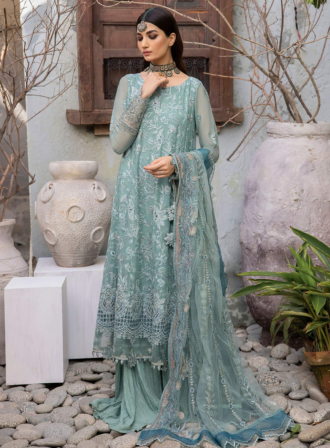 Iznik Embroidered Chiffon Unstitched 3 Piece Suit - 21 Iznik Embroidered Chiffon Unstitched 3 Piece Suit - 21