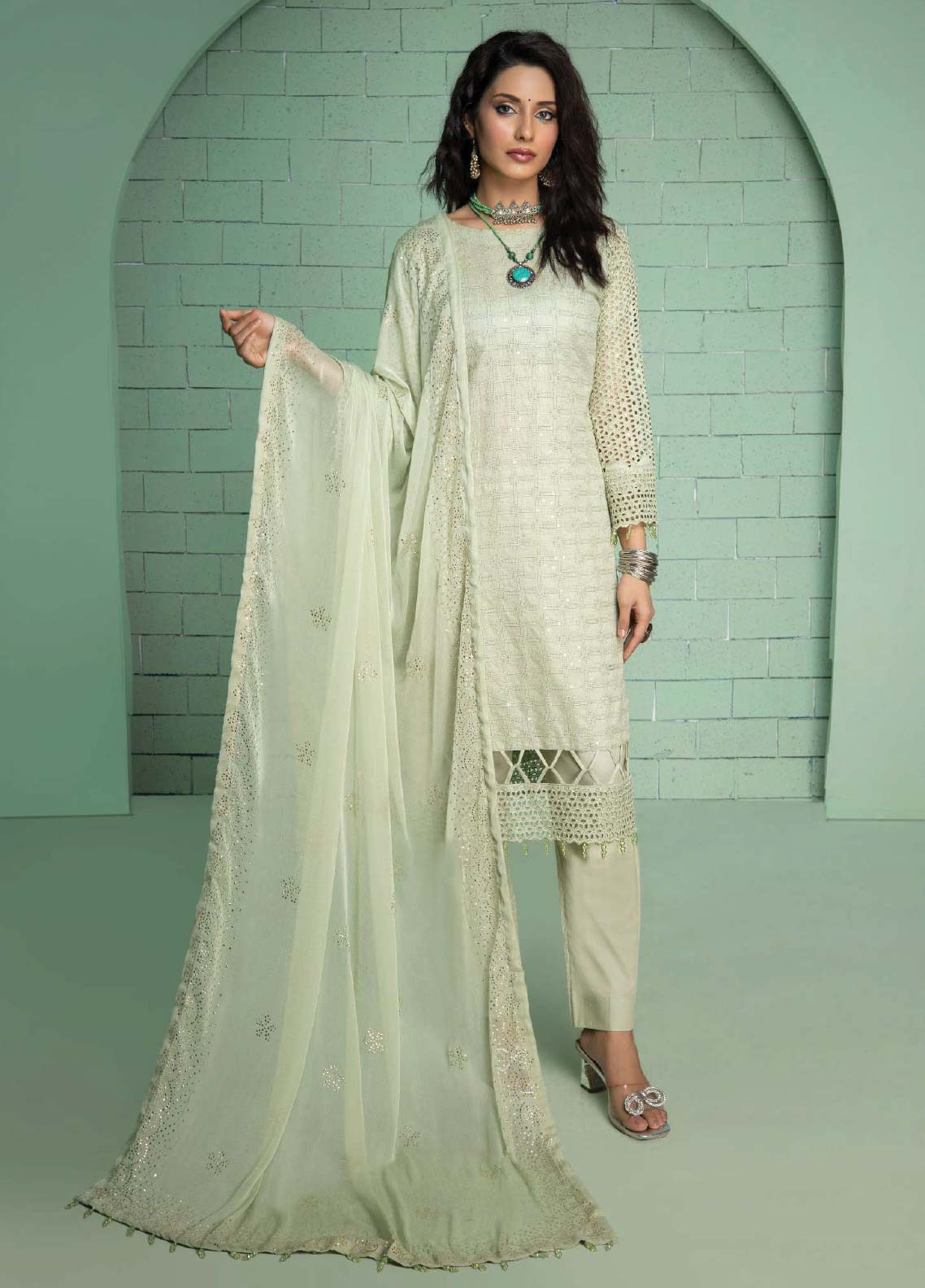 D#03 Schick Juhi Luxury Emb Lawn Collection 623 D#03 Schick Juhi Luxury Emb Lawn Collection 623