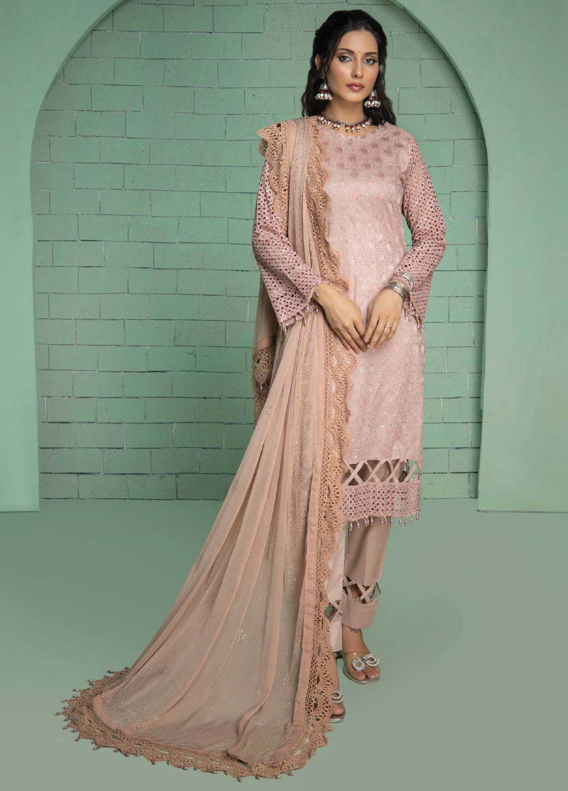 D#02 Schick Juhi Luxury Emb Lawn Collection 623 D#02 Schick Juhi Luxury Emb Lawn Collection 623