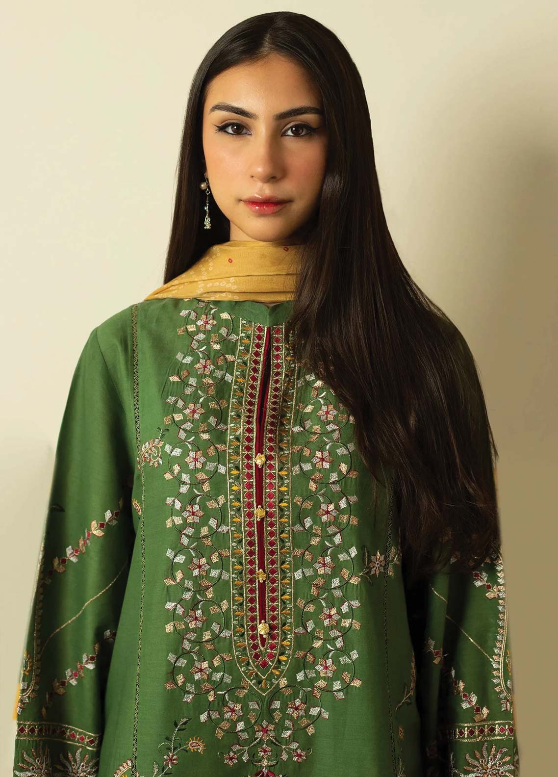 D#09 Zara Shahjahan Emb Lawn Collection 623 V-2 D#09 Zara Shahjahan Emb Lawn Collection 623 V-2