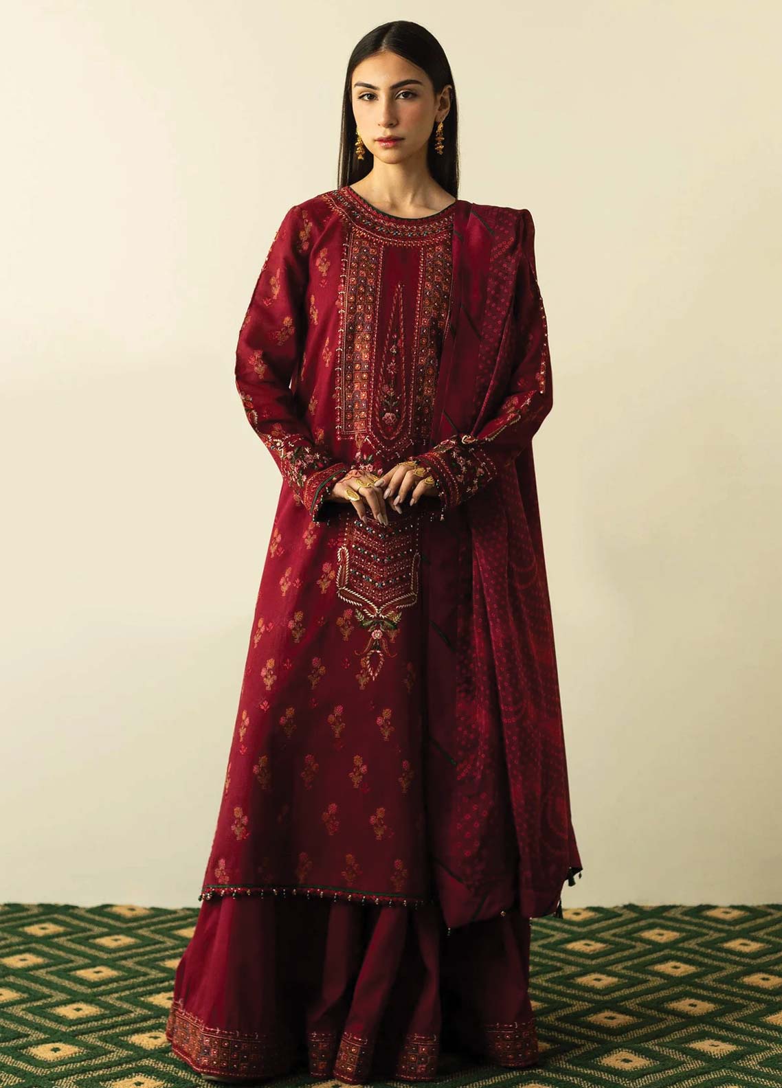 D#06 Zara Shahjahan Emb Lawn Collection 623 V-2 D#06 Zara Shahjahan Emb Lawn Collection 623 V-2