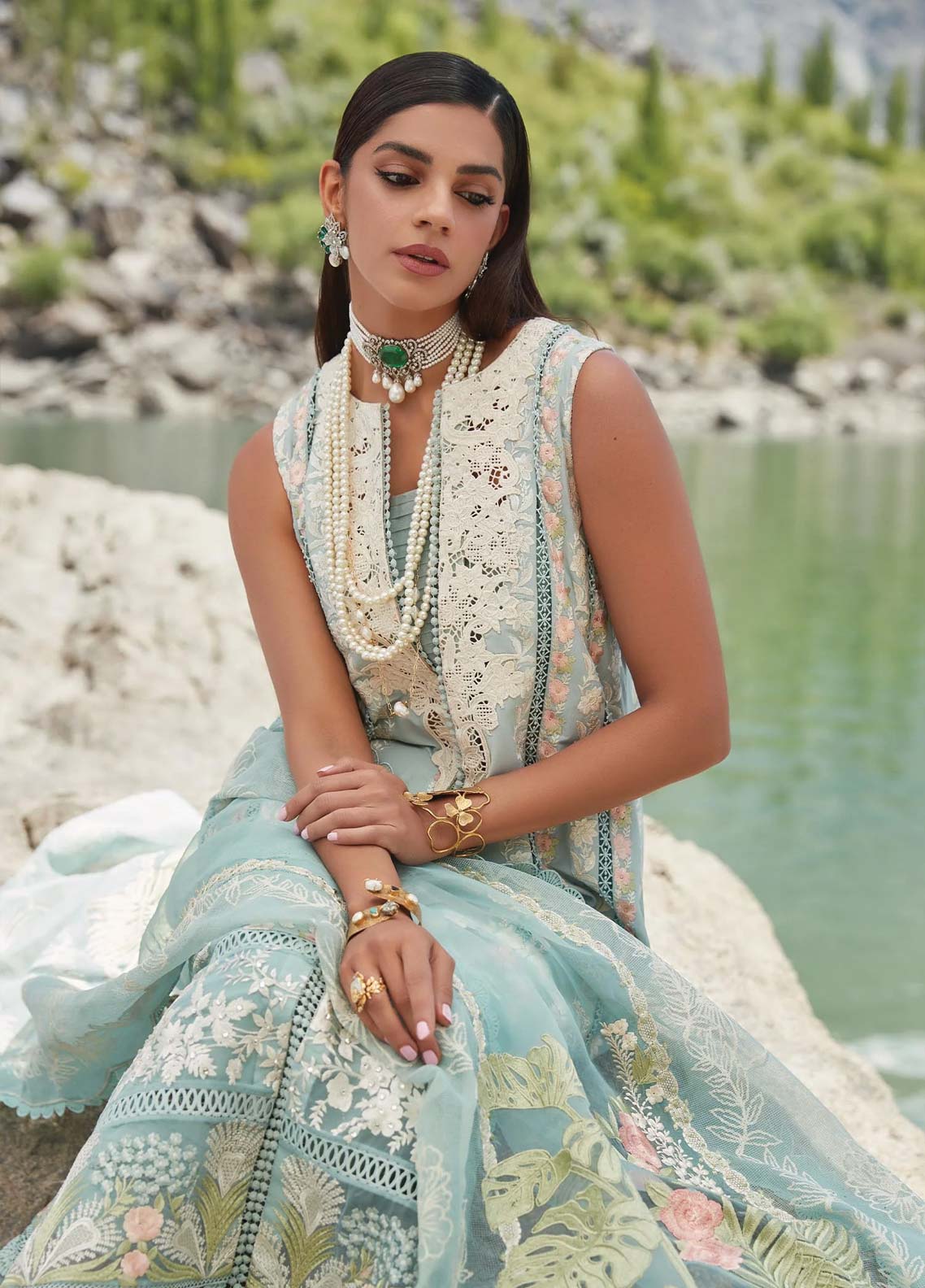 D#2A Crimson Luxury Emb Lawn Collection 623 D#2A Crimson Luxury Emb Lawn Collection 623