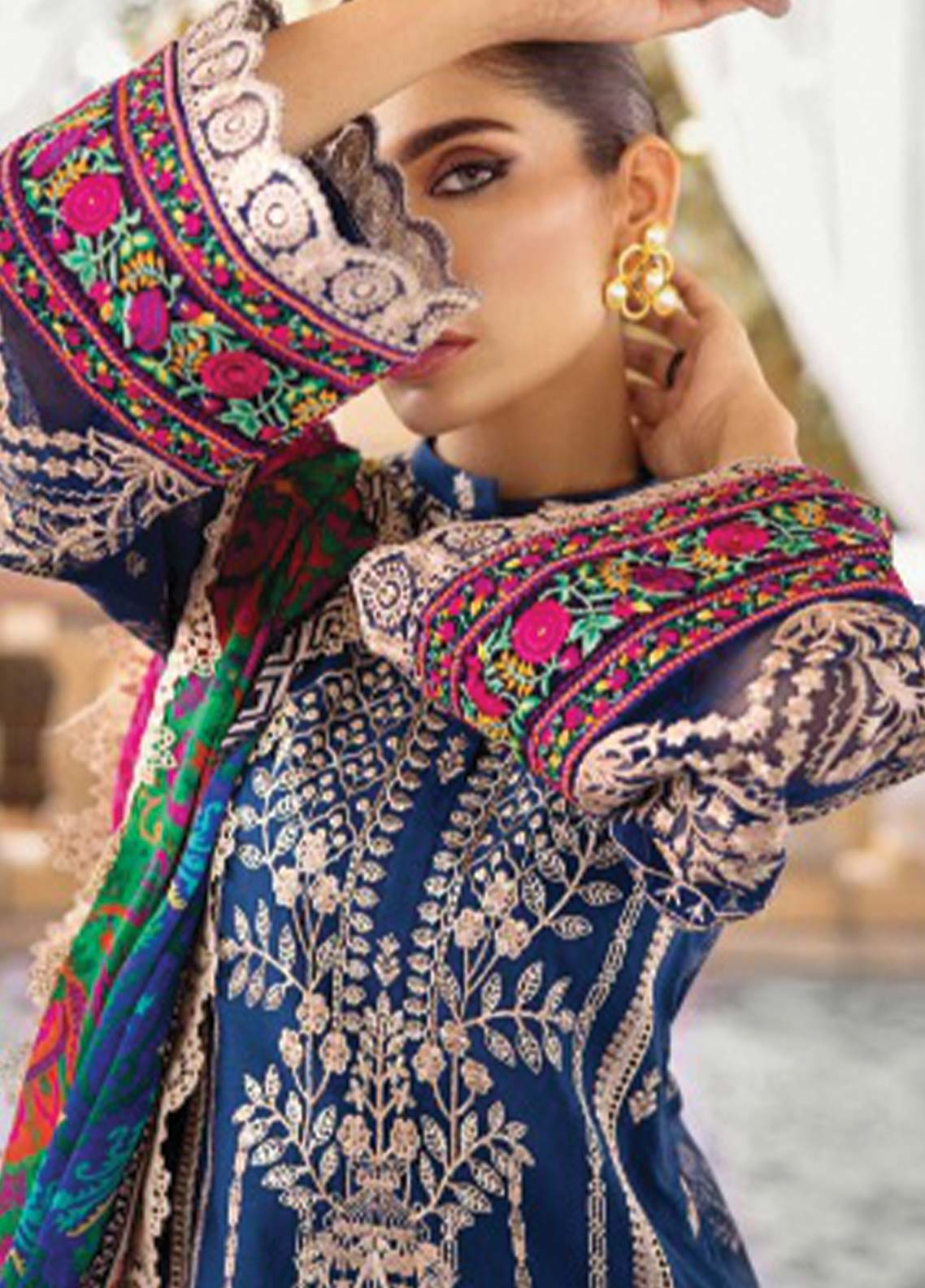 D#5B Zainab Chottani Luxury Emb Lawn Collection 623 D#5B Zainab Chottani Luxury Emb Lawn Collection 623