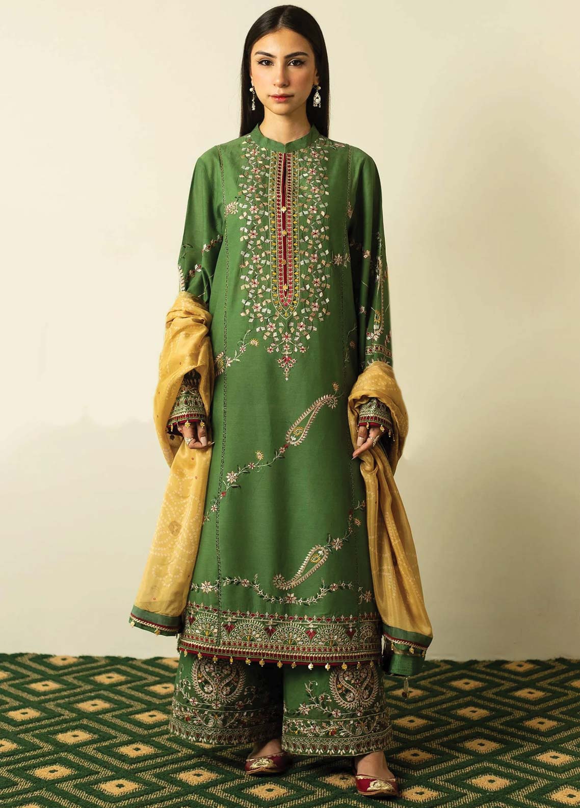 D#09 Zara Shahjahan Emb Lawn Collection 623 V-2 D#09 Zara Shahjahan Emb Lawn Collection 623 V-2