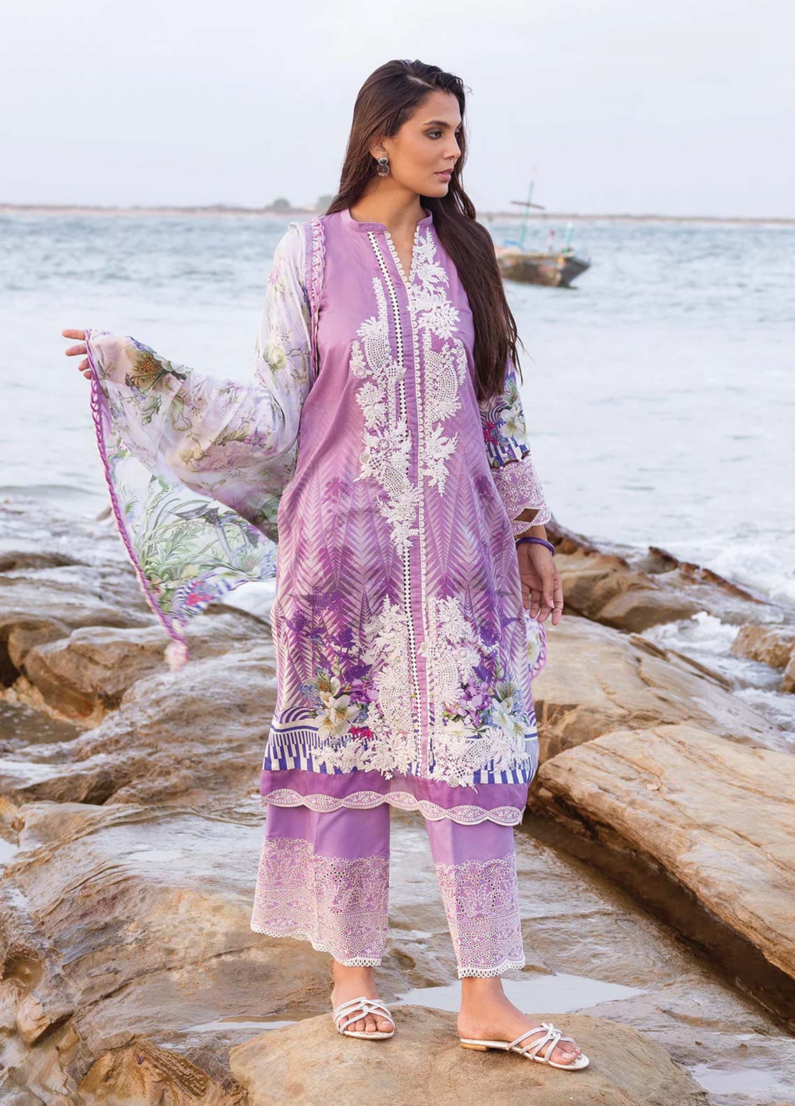 D#6B Elaf Signature Emb Lawn Collection 623 D#6B Elaf Signature Emb Lawn Collection 623
