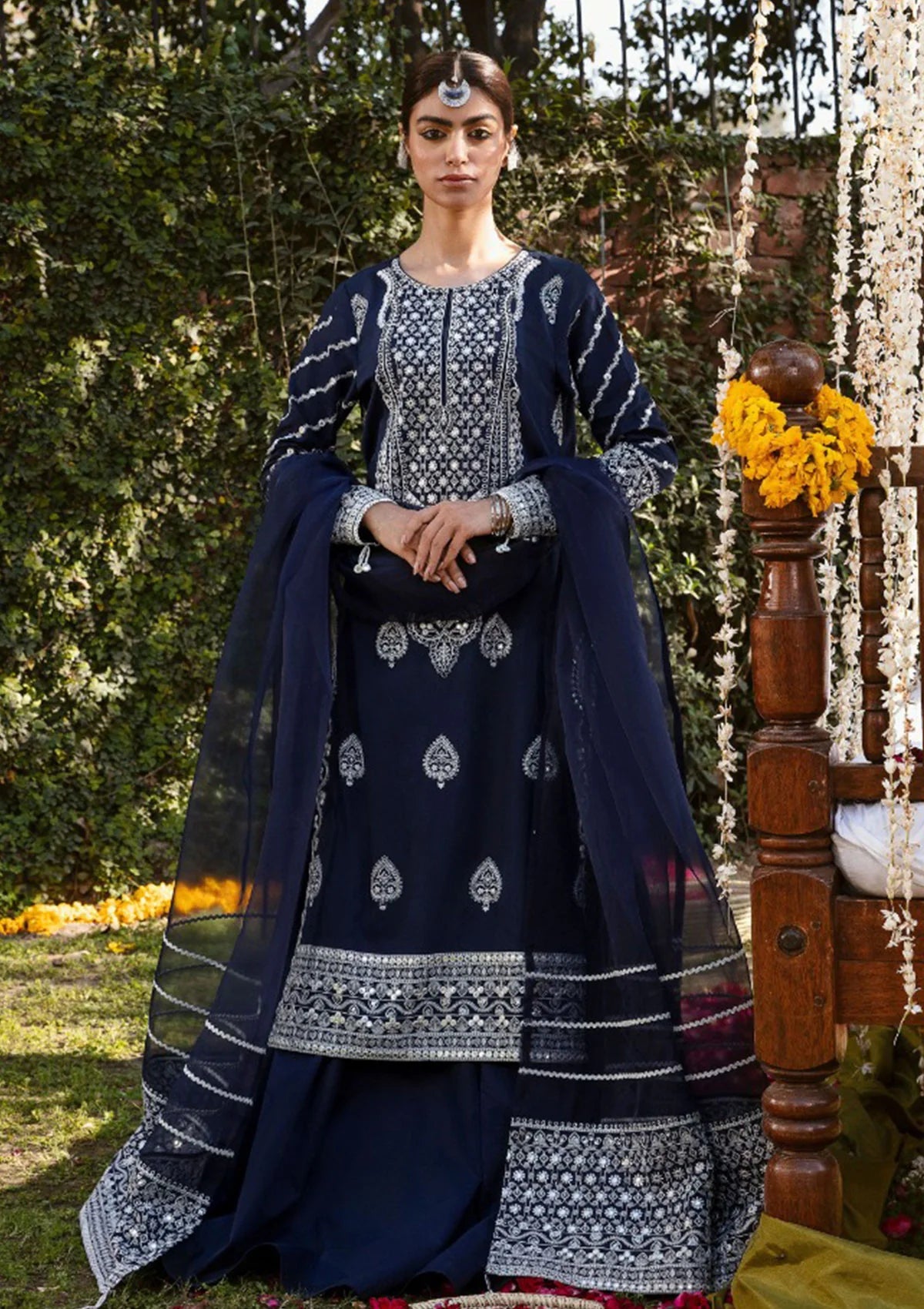 Raqs By Ayzel Afrozeh Embroidered Lawn Unstitched 3 Piece Suit - 09 Raqs By Ayzel Afrozeh Embroidered Lawn Unstitched 3 Piece Suit - 09