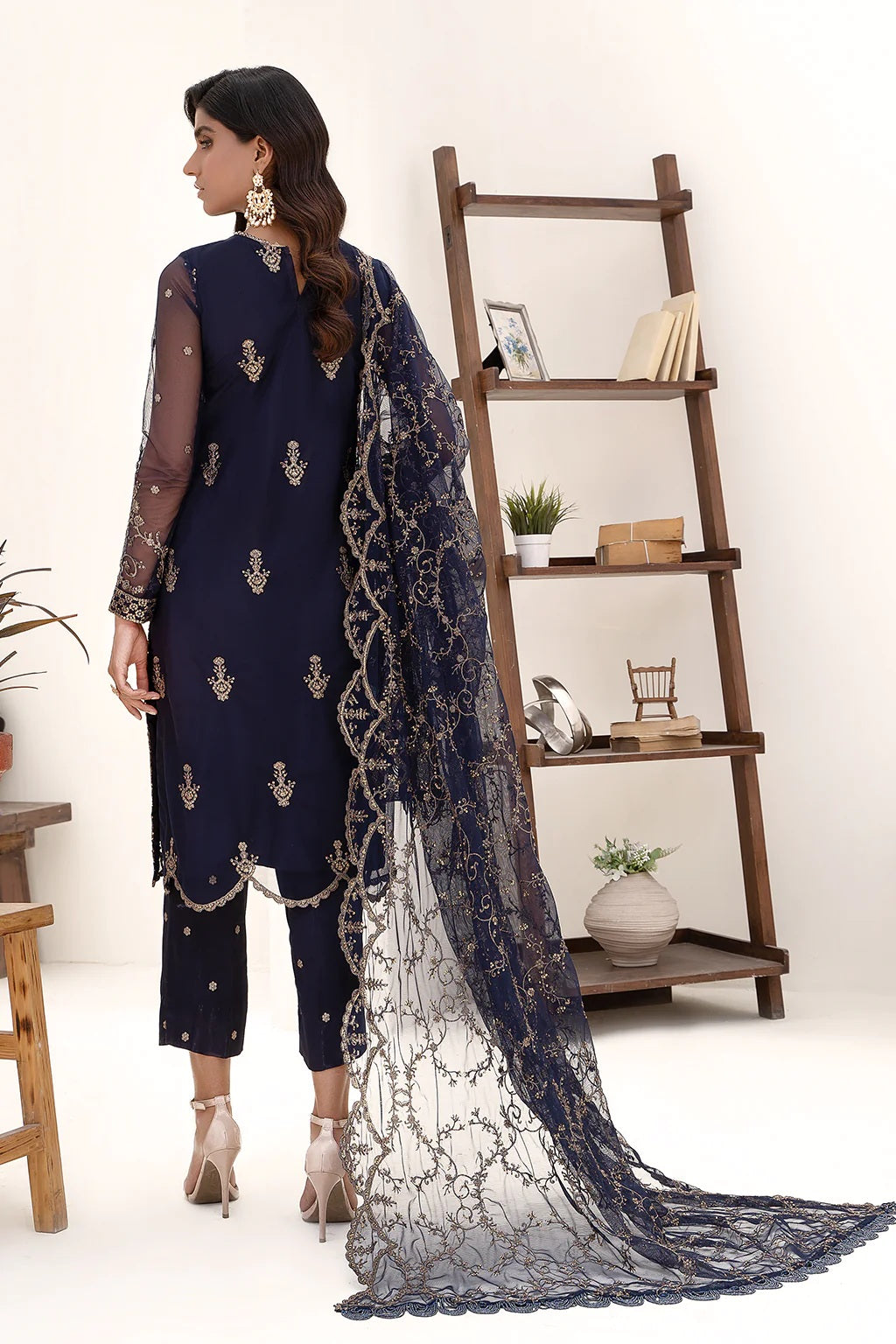 Nazneen By Zarif Embroidered Net Unstitched 3 Piece Suit - 09 Nazneen By Zarif Embroidered Net Unstitched 3 Piece Suit - 09