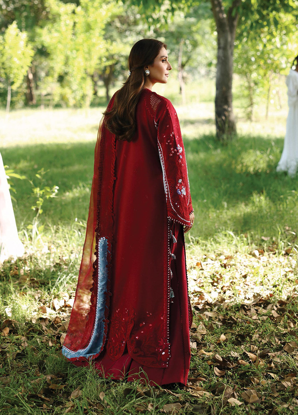 A-Lawn By Afrozeh Luxury Embroidered Lawn 3 Piece Unstitched Suit AF26ALLE D-FWU-0065 HALIA A-Lawn By Afrozeh Luxury Embroidered Lawn 3 Piece Unstitched Suit AF26ALLE D-FWU-0065 HALIA