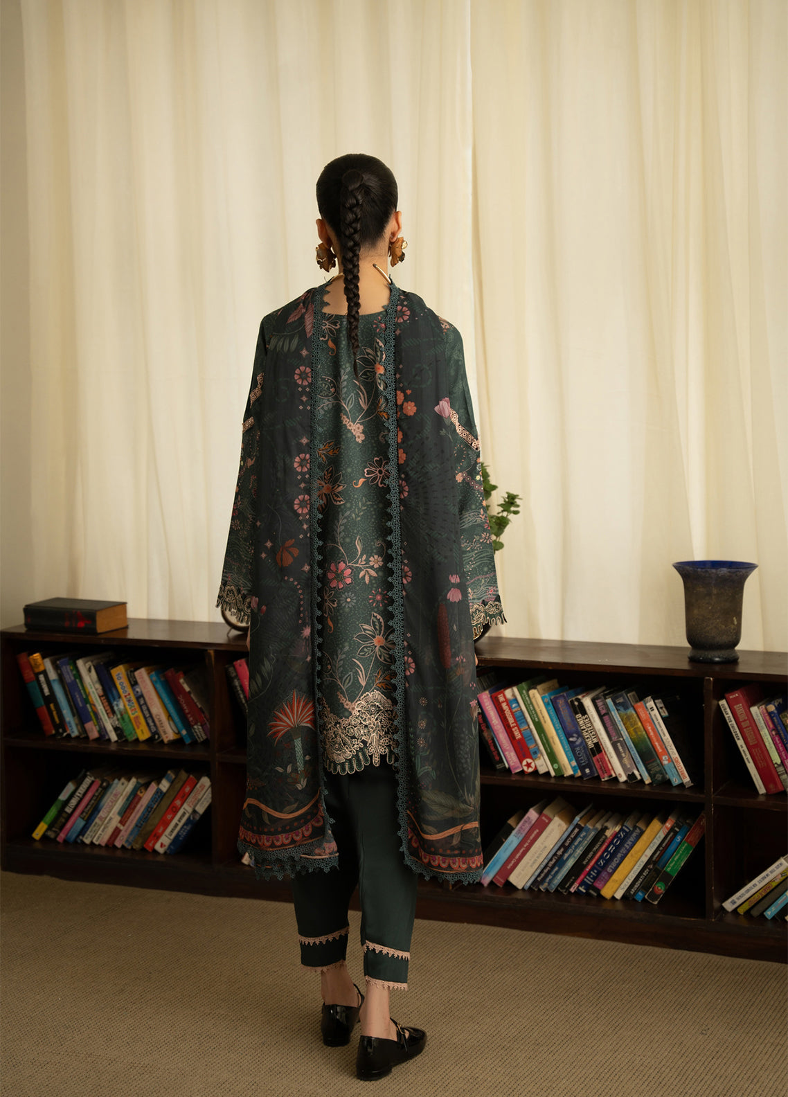 Aabyaan Luxury Embroidered Linen 3 Piece Unstitched Suit ABY26PLL D-AK-11 ROSALIE Aabyaan Luxury Embroidered Linen 3 Piece Unstitched Suit ABY26PLL D-AK-11 ROSALIE