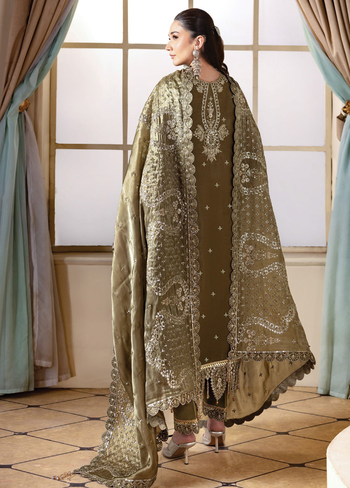 Aaina By Alizeh Fashion Embroidered Raw Silk 3 Piece Unstitched Suit AF26ARLE D-2236 HOORAB Aaina By Alizeh Fashion Embroidered Raw Silk 3 Piece Unstitched Suit AF26ARLE D-2236 HOORAB
