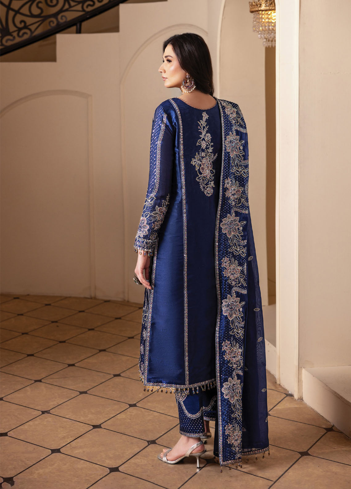 Aaina By Alizeh Fashion Embroidered Raw Silk 3 Piece Unstitched Suit AF26ARLE D-2238 BANO Aaina By Alizeh Fashion Embroidered Raw Silk 3 Piece Unstitched Suit AF26ARLE D-2238 BANO