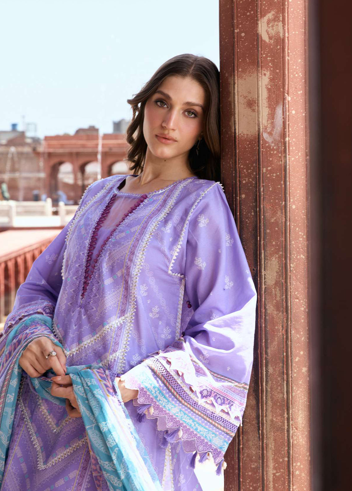 Aangan By Kahf Printed Lawn 3 Piece Unstitched Suit KHF25APC D-6A NAJAM Aangan By Kahf Printed Lawn 3 Piece Unstitched Suit KHF25APC D-6A NAJAM