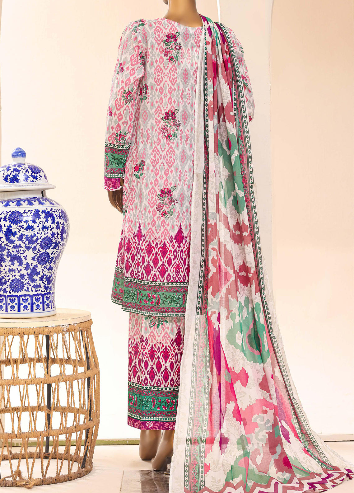 Aashkaar By HZ Textiles Embroidered Lawn 3 Piece Stitched Suit HZ26APELV1 D-066 A FLOWER Aashkaar By HZ Textiles Embroidered Lawn 3 Piece Stitched Suit HZ26APELV1 D-066 A FLOWER