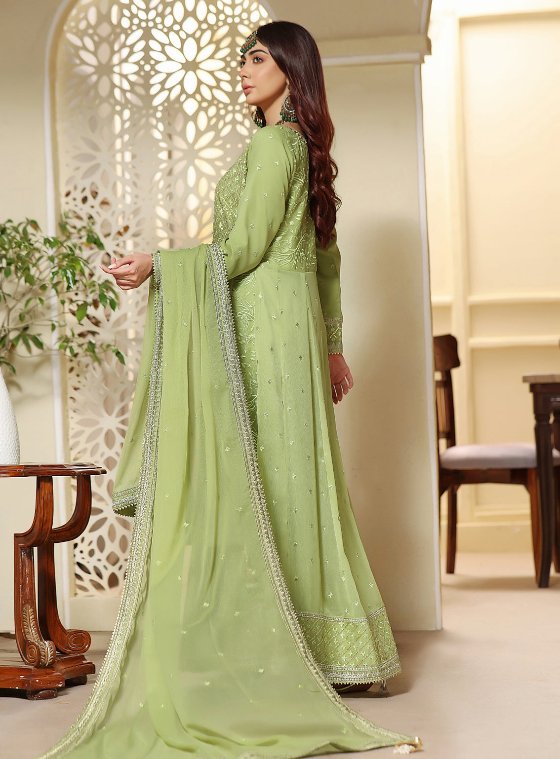 Abaan Zohan Formal Embroidered Chiffon Suits Stitched 3 Piece - ABZO24F-MEHREEB-MINT GREEN Abaan Zohan Formal Embroidered Chiffon Suits Stitched 3 Piece - ABZO24F-MEHREEB-MINT GREEN