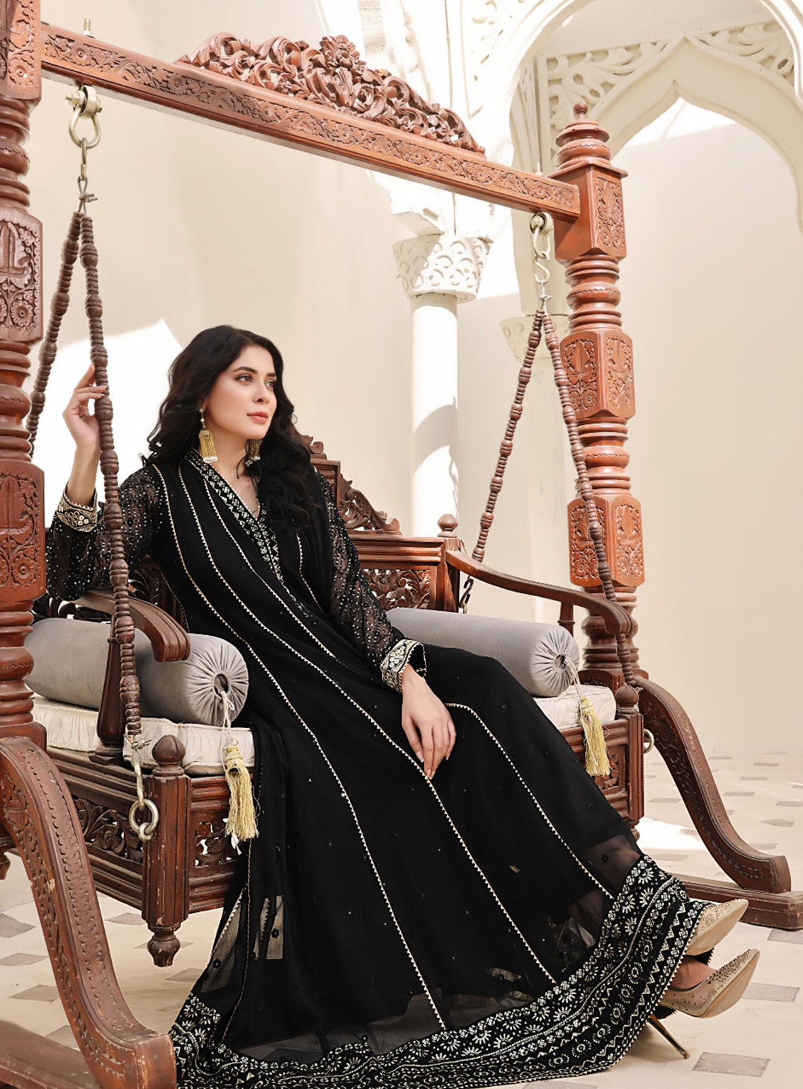 Abaan Zohan Formal Embroidered Chiffon Suits Stitched 4 Piece - ABZO24F-005-KASHISH-BLACK Abaan Zohan Formal Embroidered Chiffon Suits Stitched 4 Piece - ABZO24F-005-KASHISH-BLACK
