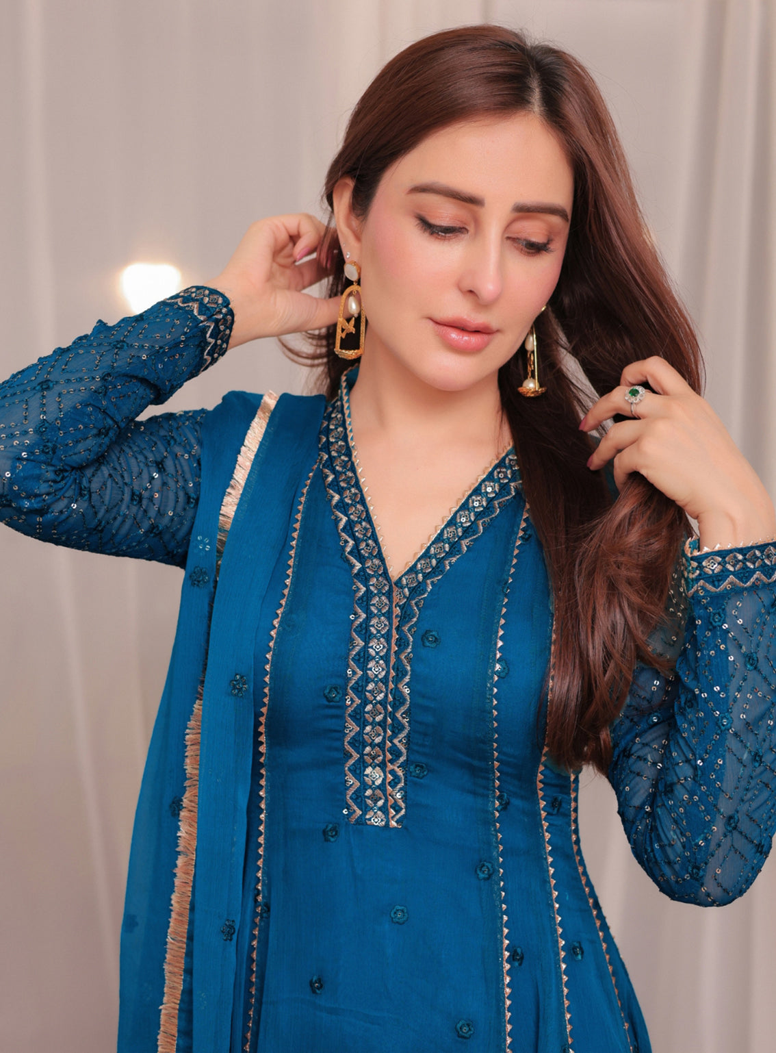 Abaan Zohan Formal Embroidered Chiffon Suits Stitched 4 Piece - ABZO24F-005-KASHISH-PEACOCK Abaan Zohan Formal Embroidered Chiffon Suits Stitched 4 Piece - ABZO24F-005-KASHISH-PEACOCK