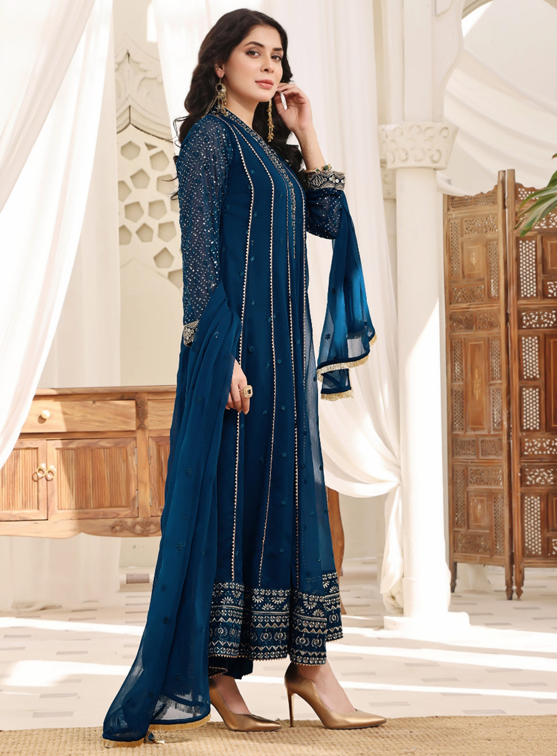 Abaan Zohan Formal Embroidered Chiffon Suits Stitched 4 Piece - ABZO24F-005-KASHISH-PEACOCK Abaan Zohan Formal Embroidered Chiffon Suits Stitched 4 Piece - ABZO24F-005-KASHISH-PEACOCK