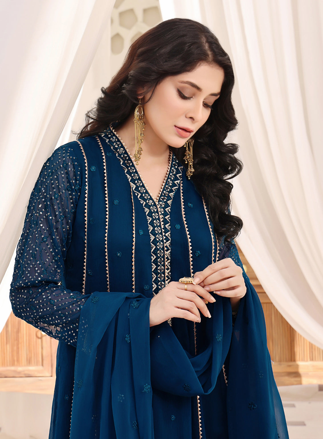 Abaan Zohan Formal Embroidered Chiffon Suits Stitched 4 Piece - ABZO24F-005-KASHISH-PEACOCK Abaan Zohan Formal Embroidered Chiffon Suits Stitched 4 Piece - ABZO24F-005-KASHISH-PEACOCK
