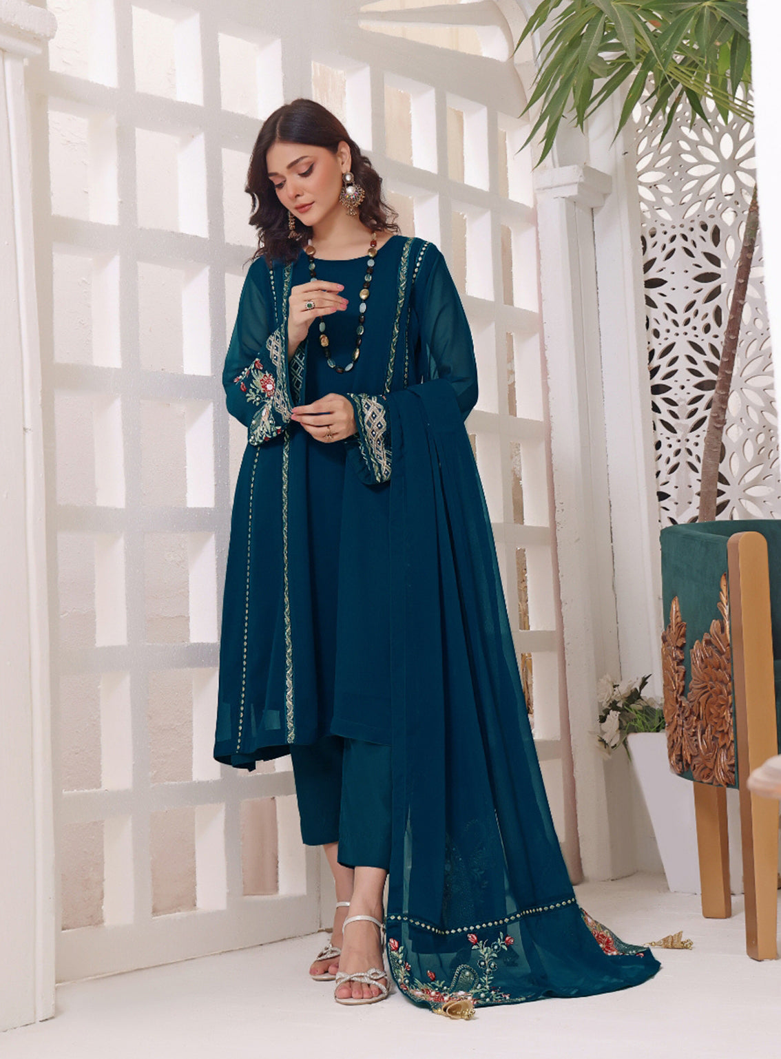 Abaan Zohan Formal Embroidered Chiffon Suits Stitched 4 Piece - ABZO24F-ZEENIA-PEACOCK Abaan Zohan Formal Embroidered Chiffon Suits Stitched 4 Piece - ABZO24F-ZEENIA-PEACOCK