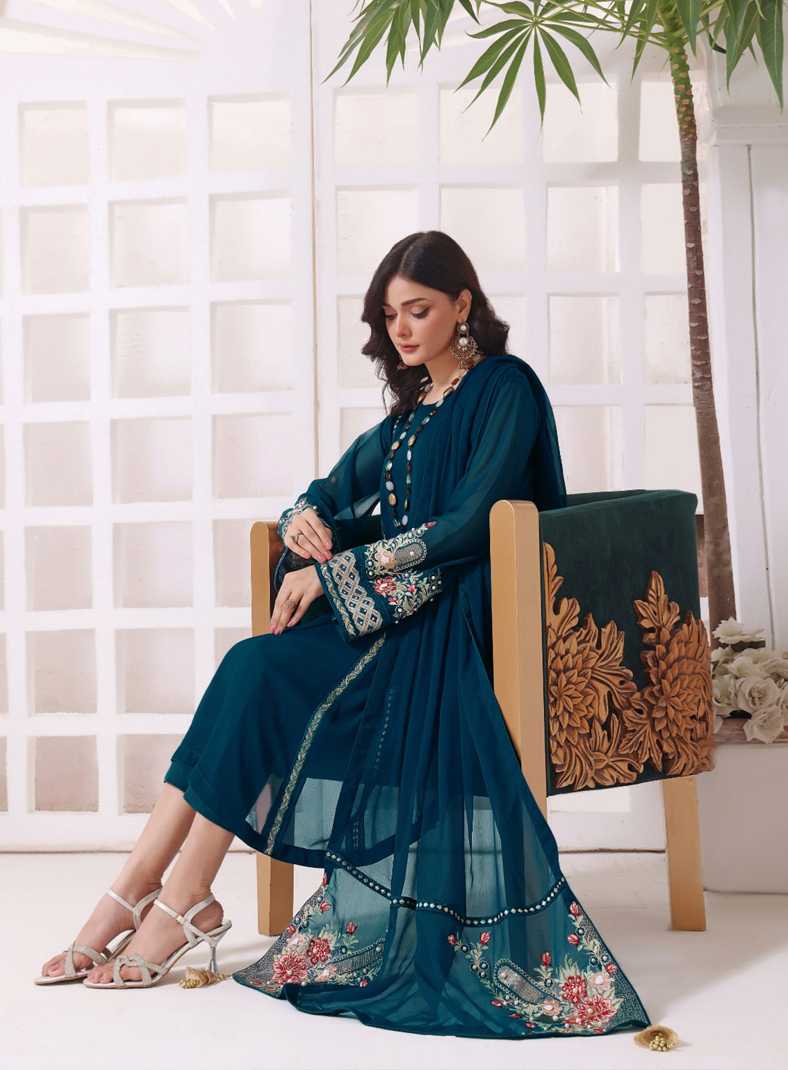 Abaan Zohan Formal Embroidered Chiffon Suits Stitched 4 Piece - ABZO24F-ZEENIA-PEACOCK Abaan Zohan Formal Embroidered Chiffon Suits Stitched 4 Piece - ABZO24F-ZEENIA-PEACOCK
