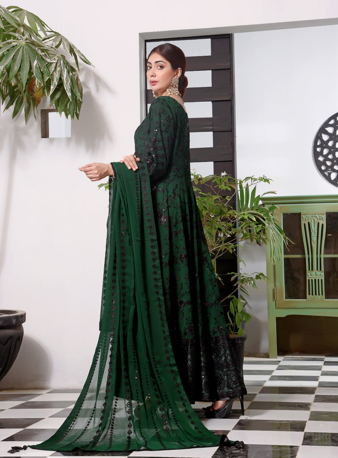 Abaan Zohan Luxury Embroidered Chiffon Suits Stitched 3 Piece - ABZO24W-003 SIYAAH-KAI GREEN Abaan Zohan Luxury Embroidered Chiffon Suits Stitched 3 Piece - ABZO24W-003 SIYAAH-KAI GREEN