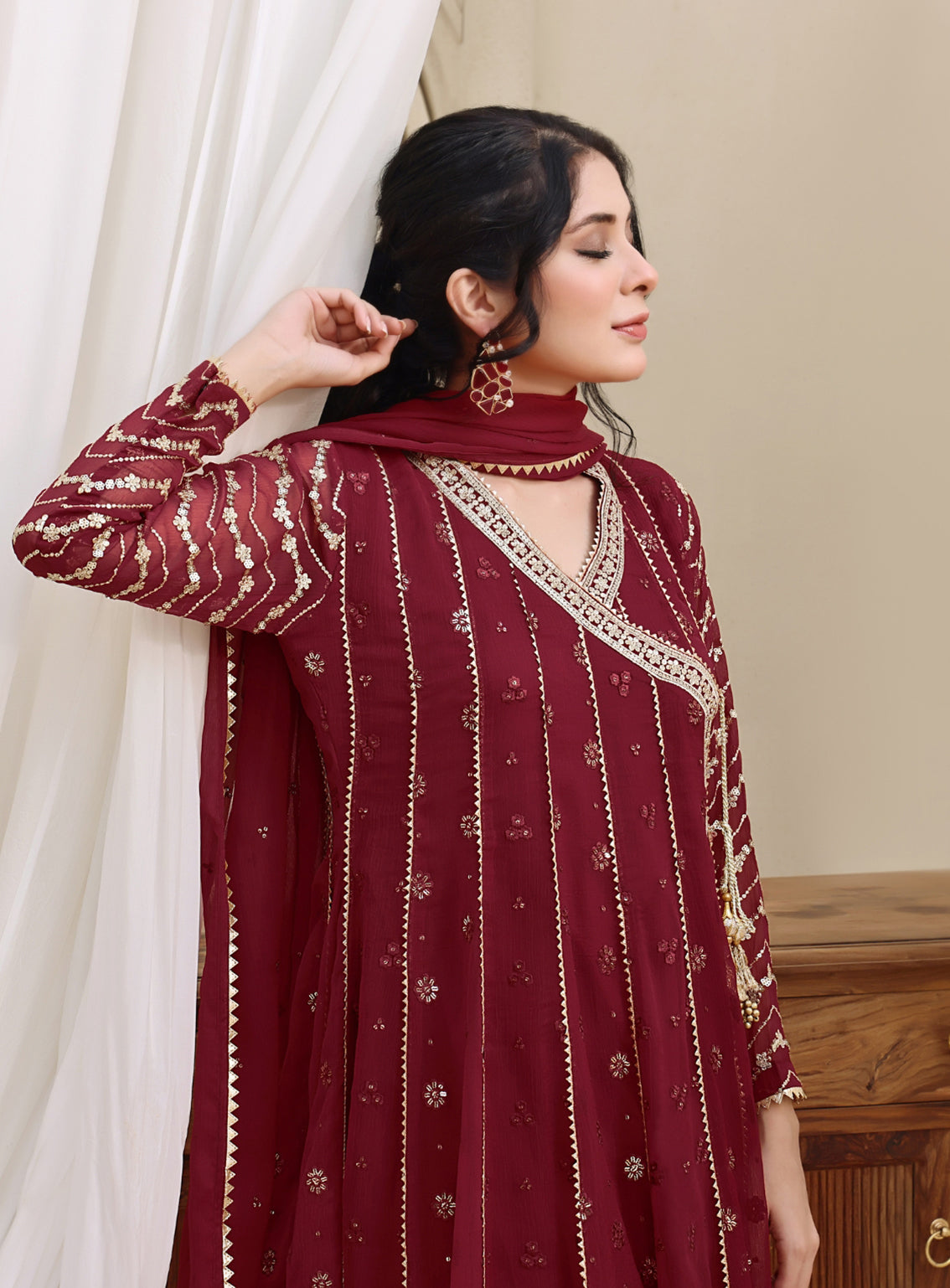 Abaan Zohan Luxury Embroidered Chiffon Suits Stitched 3 Piece - ABZO24W-004 NAYAAB-MAROON Abaan Zohan Luxury Embroidered Chiffon Suits Stitched 3 Piece - ABZO24W-004 NAYAAB-MAROON