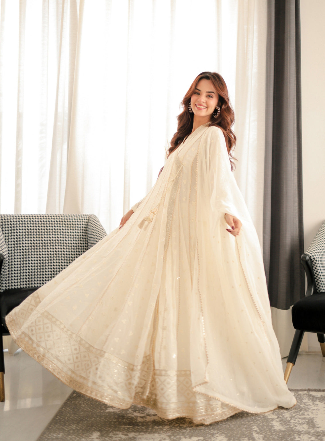 Abaan Zohan Luxury Embroidered Chiffon Suits Stitched 3 Piece - ABZO24W-004 NAYAAB-OFF WHITE Abaan Zohan Luxury Embroidered Chiffon Suits Stitched 3 Piece - ABZO24W-004 NAYAAB-OFF WHITE
