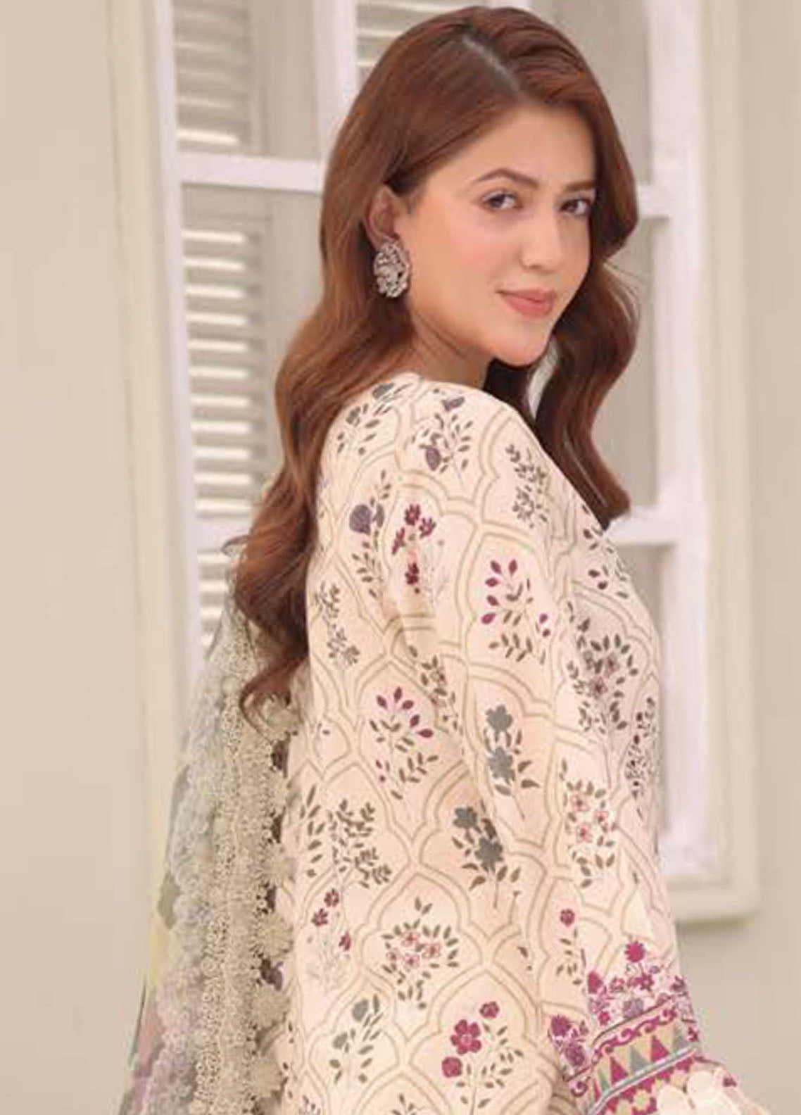 Afreen By Riaz Arts Chikankari Embroidered Lawn Suits Unstitched 3 Piece - RA26ACL AF-243 Afreen By Riaz Arts Chikankari Embroidered Lawn Suits Unstitched 3 Piece - RA26ACL AF-243