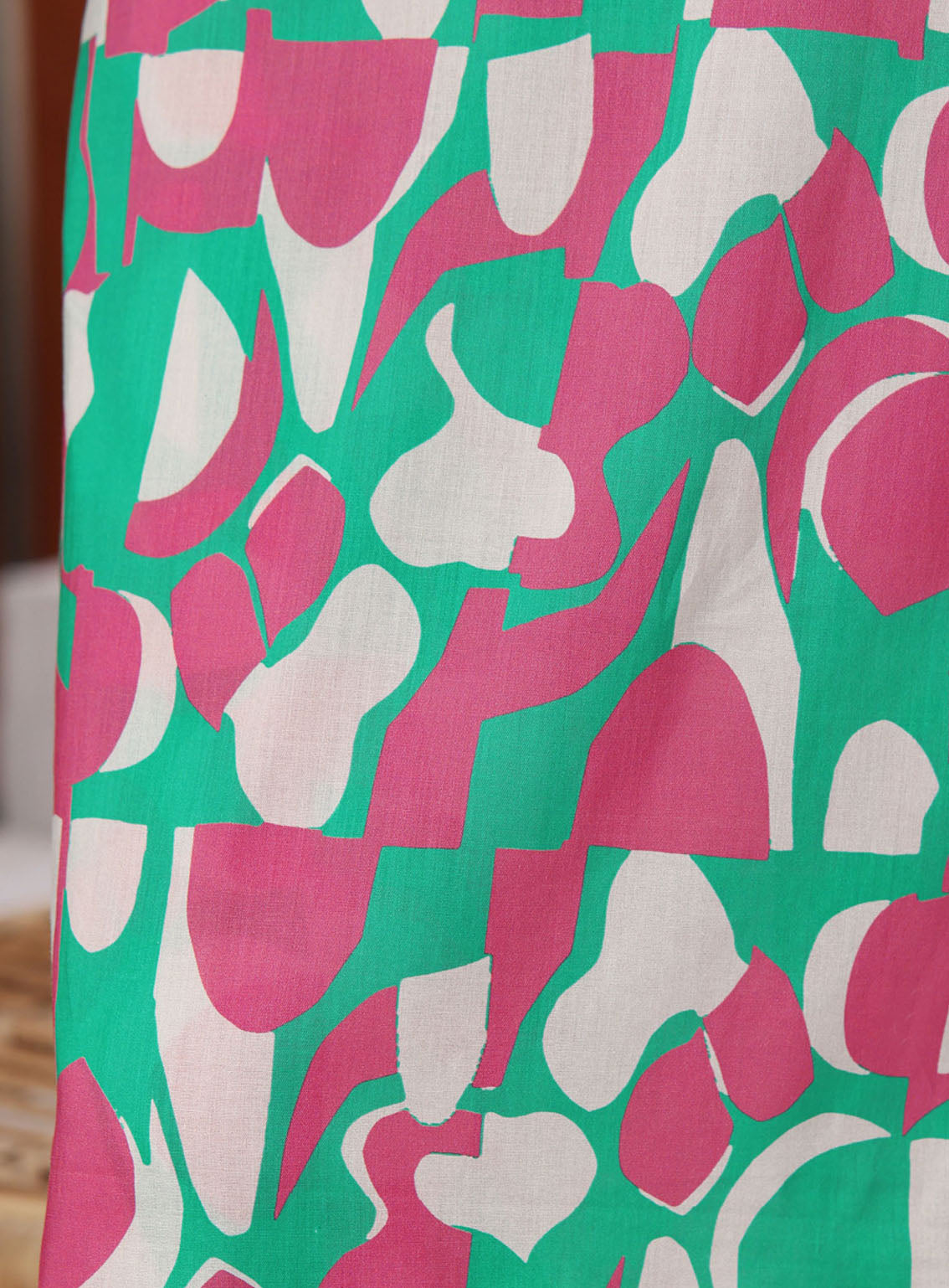 Afsaana By HZ Textile Printed Lawn Suits Stitch 2 Piece - HZ24AP 602 Afsaana By HZ Textile Printed Lawn Suits Stitch 2 Piece - HZ24AP 602