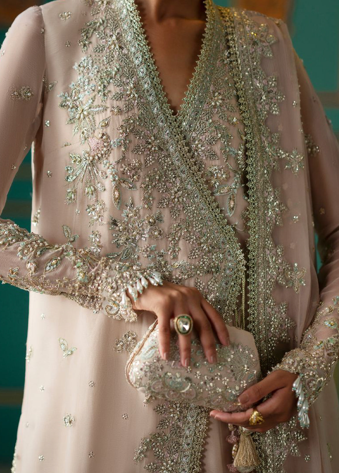 Afsaanah By Zevk Formal Embroidered Organza 3 Piece Unstitched Suit ZBP26AV2 D-06 RESHAM Afsaanah By Zevk Formal Embroidered Organza 3 Piece Unstitched Suit ZBP26AV2 D-06 RESHAM