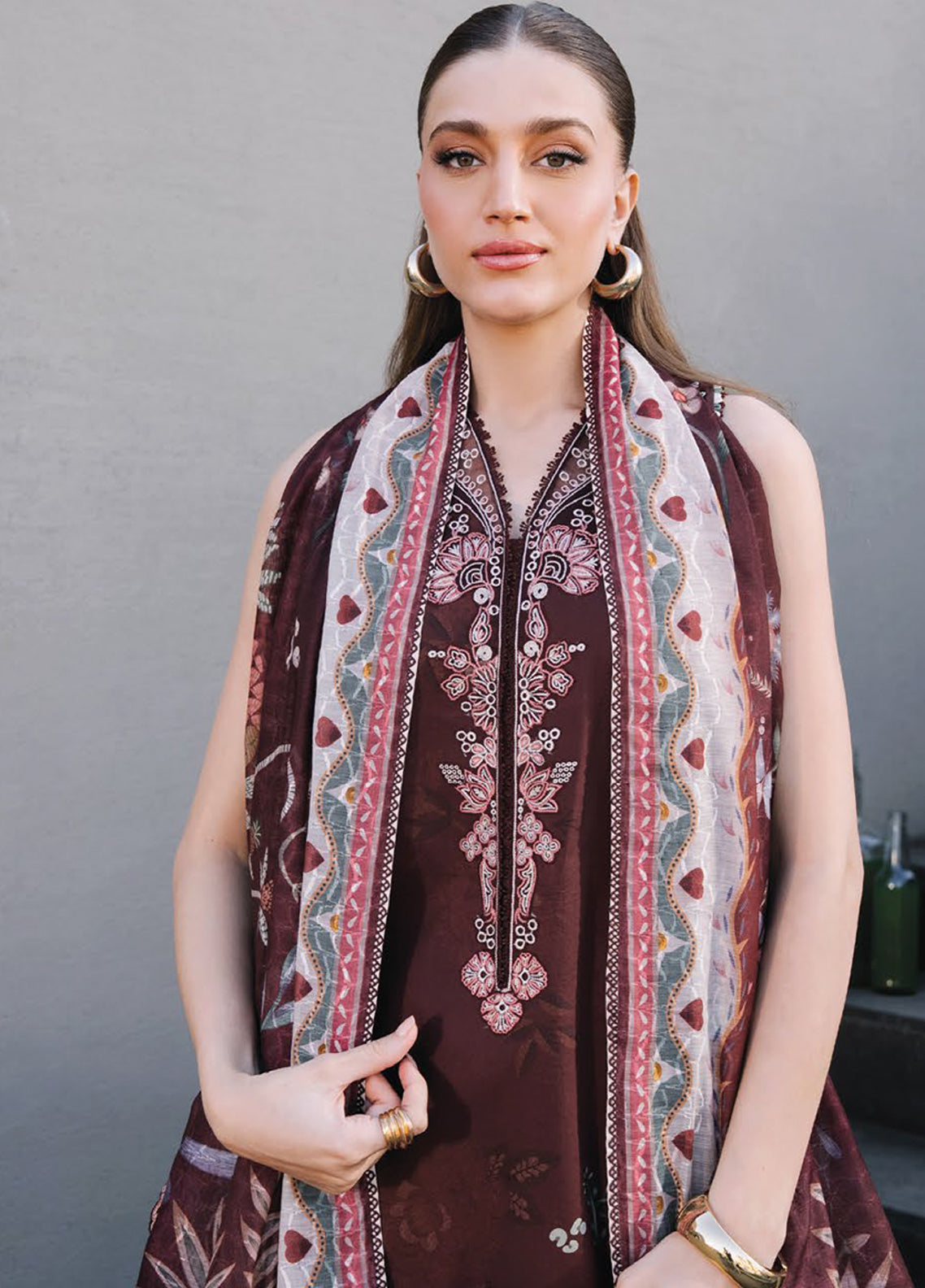 Afsanah By Seran Embroidered Lawn 3 Piece Unstitched Suit SRN26AV2 D-06 MYRA Afsanah By Seran Embroidered Lawn 3 Piece Unstitched Suit SRN26AV2 D-06 MYRA
