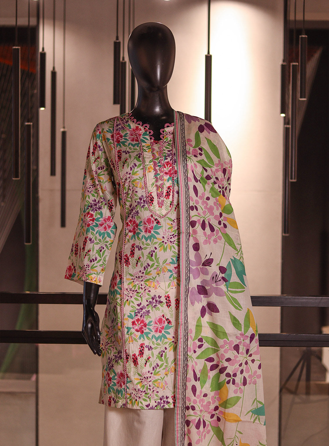 Aifa Digital Printed Lawn 3 Piece Stitched Suit AF26PL D-06 Aifa Digital Printed Lawn 3 Piece Stitched Suit AF26PL D-06