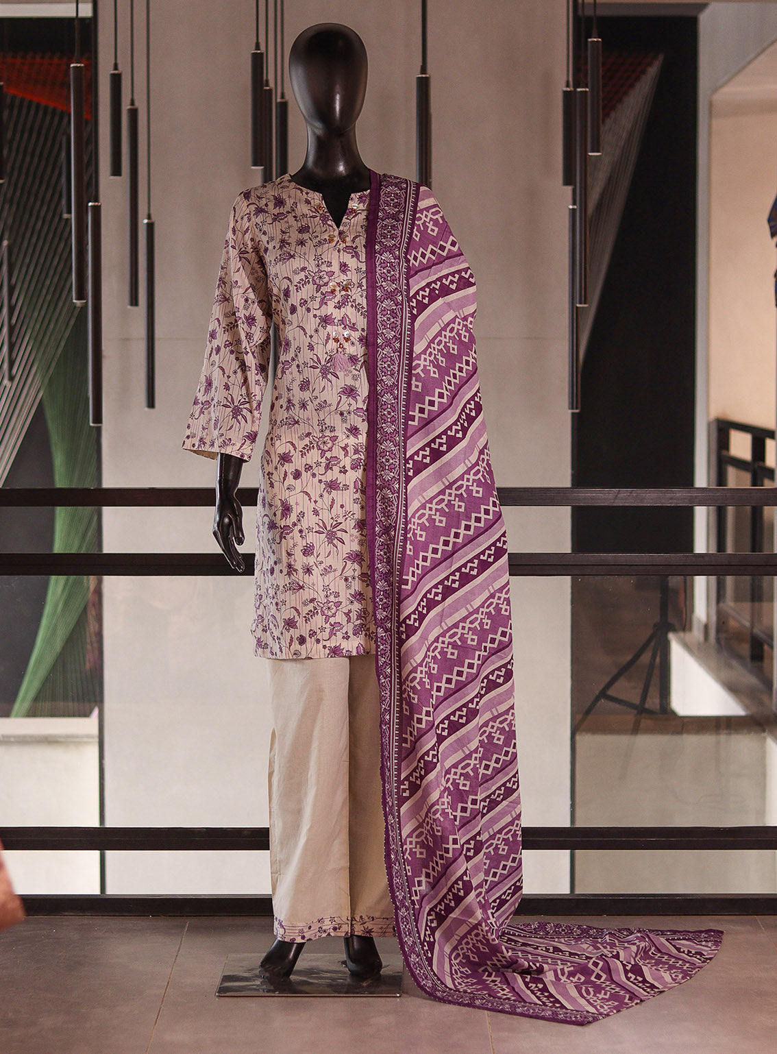 Aifa Digital Printed Lawn 3 Piece Stitched Suit AF26PL D-11 Aifa Digital Printed Lawn 3 Piece Stitched Suit AF26PL D-11