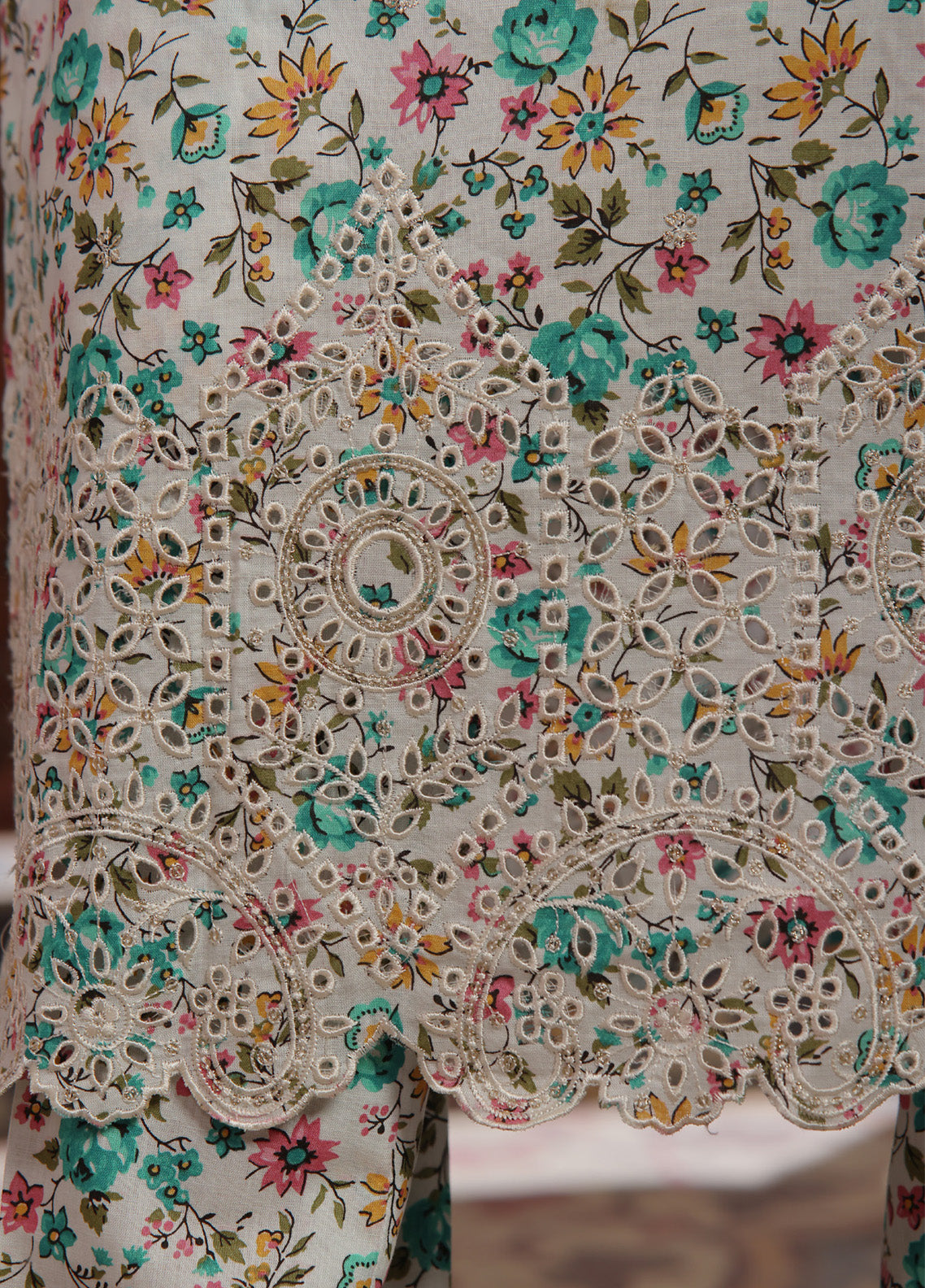 Aiza & Momina by VS Textile Embroidered Chikankari Suits Unstitched 3 Piece - VS25AMC 62 Aiza & Momina by VS Textile Embroidered Chikankari Suits Unstitched 3 Piece - VS25AMC 62