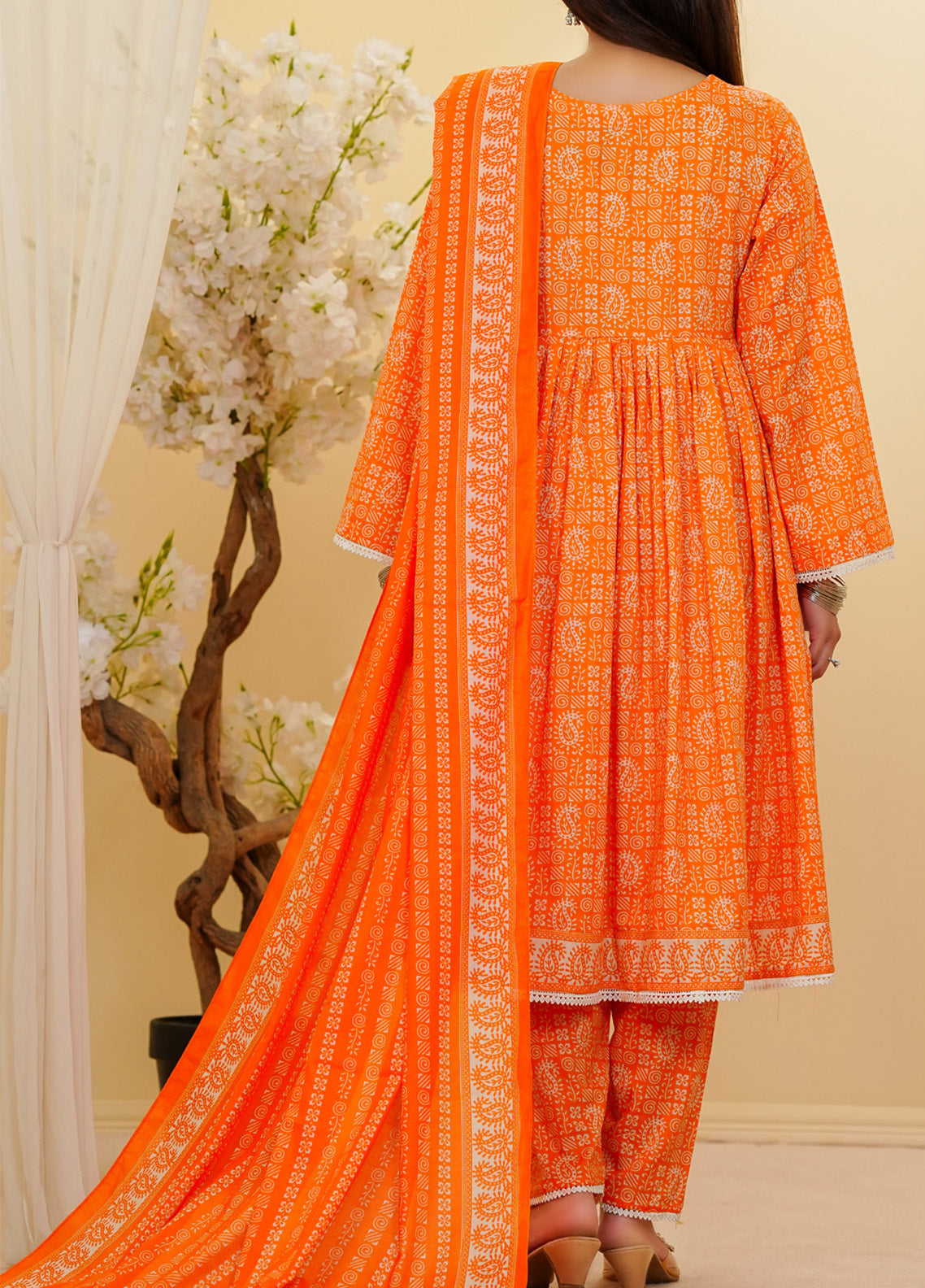 Aizal Printed Lawn Suits Stitched 3 Piece - AL25PFL 03 Aizal Printed Lawn Suits Stitched 3 Piece - AL25PFL 03