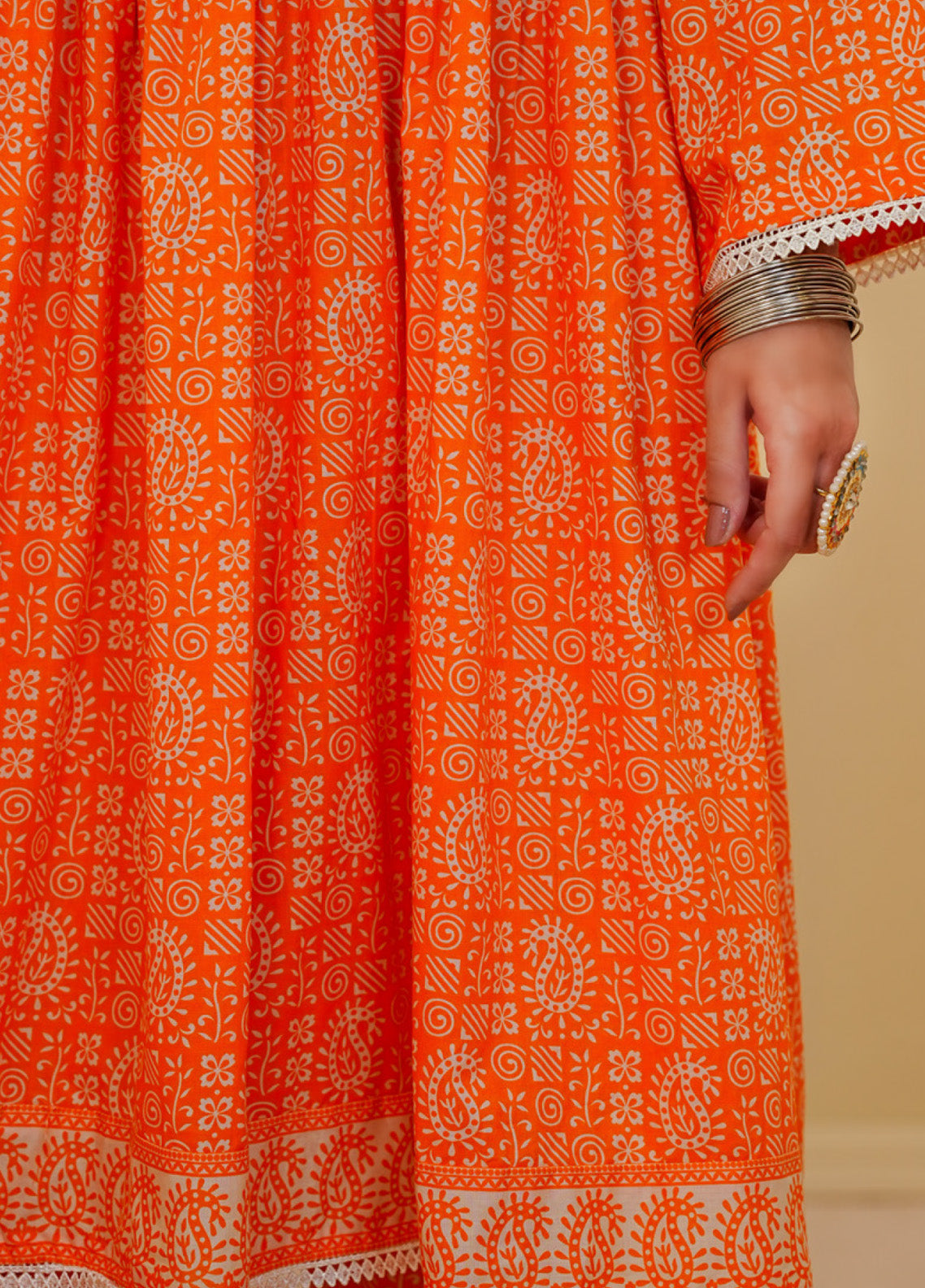 Aizal Printed Lawn Suits Stitched 3 Piece - AL25PFL 03 Aizal Printed Lawn Suits Stitched 3 Piece - AL25PFL 03