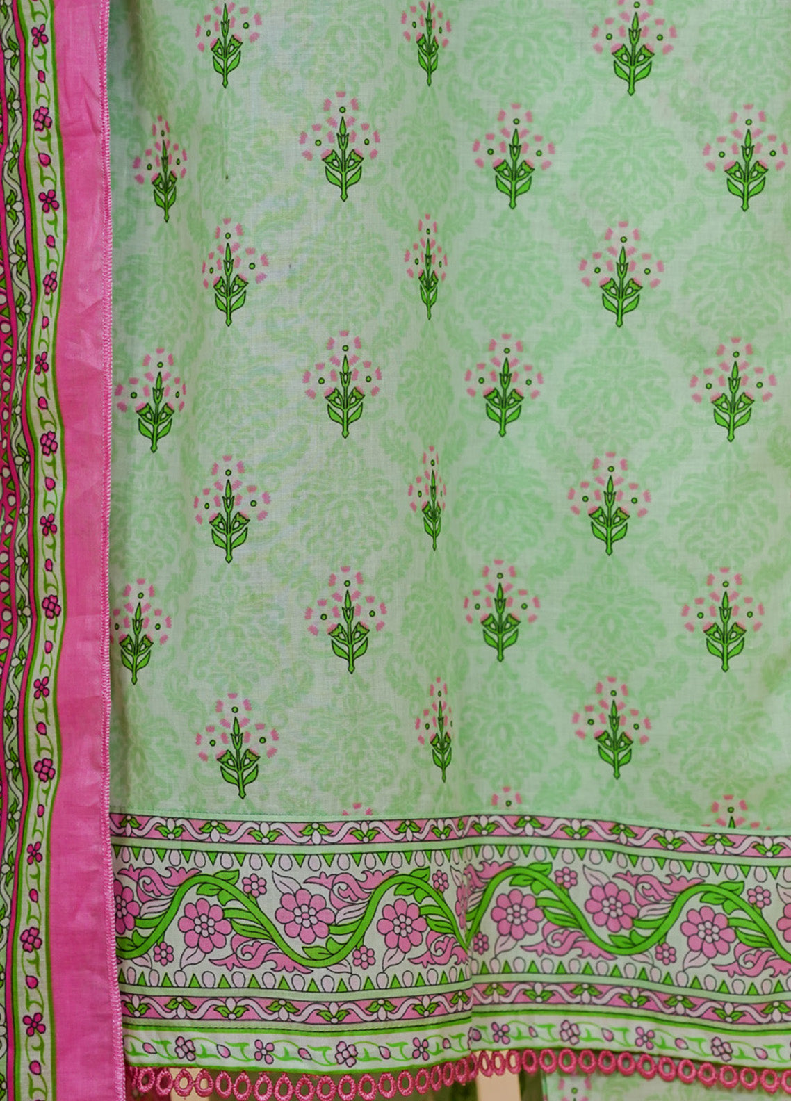 Aizal Printed Lawn Suits Stitched 3 Piece - AL25PFL 04 Aizal Printed Lawn Suits Stitched 3 Piece - AL25PFL 04