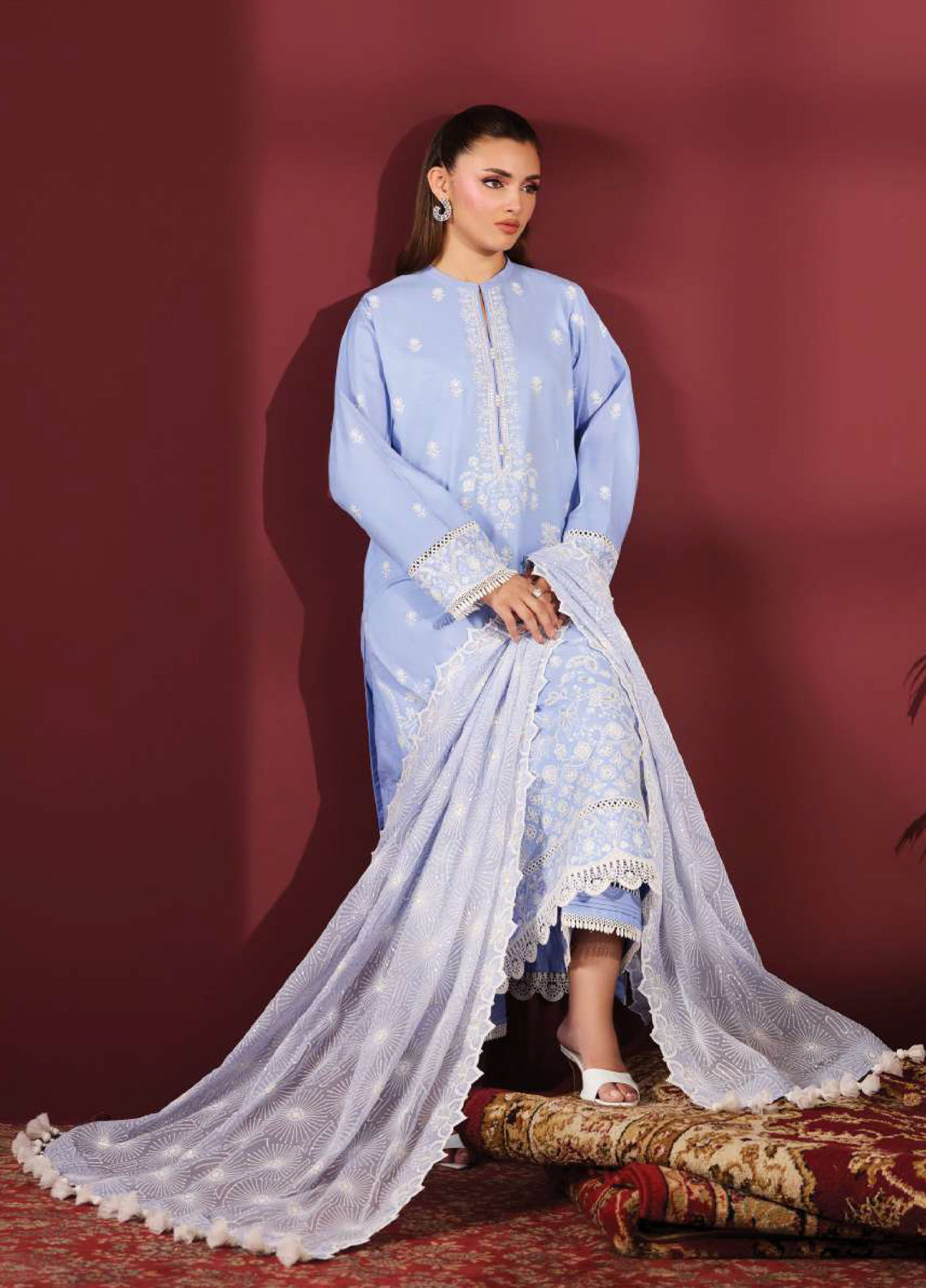 Alizeh Fashion Embroidered Lawn 3 Piece Unstitched Suit AF26ESL D-EL-7059-COSMIC Alizeh Fashion Embroidered Lawn 3 Piece Unstitched Suit AF26ESL D-EL-7059-COSMIC