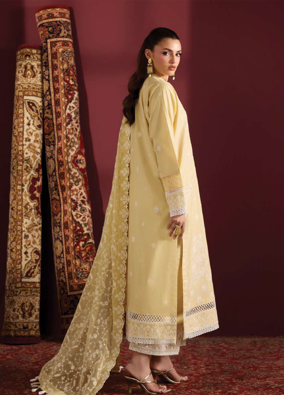 Alizeh Fashion Embroidered Lawn 3 Piece Unstitched Suit AF26ESL D-EL-7061-MELLOW Alizeh Fashion Embroidered Lawn 3 Piece Unstitched Suit AF26ESL D-EL-7061-MELLOW