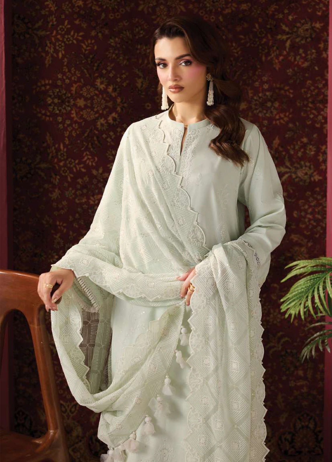 Alizeh Fashion Embroidered Lawn 3 Piece Unstitched Suit AF26ESL D-EL-7062-ALOE Alizeh Fashion Embroidered Lawn 3 Piece Unstitched Suit AF26ESL D-EL-7062-ALOE