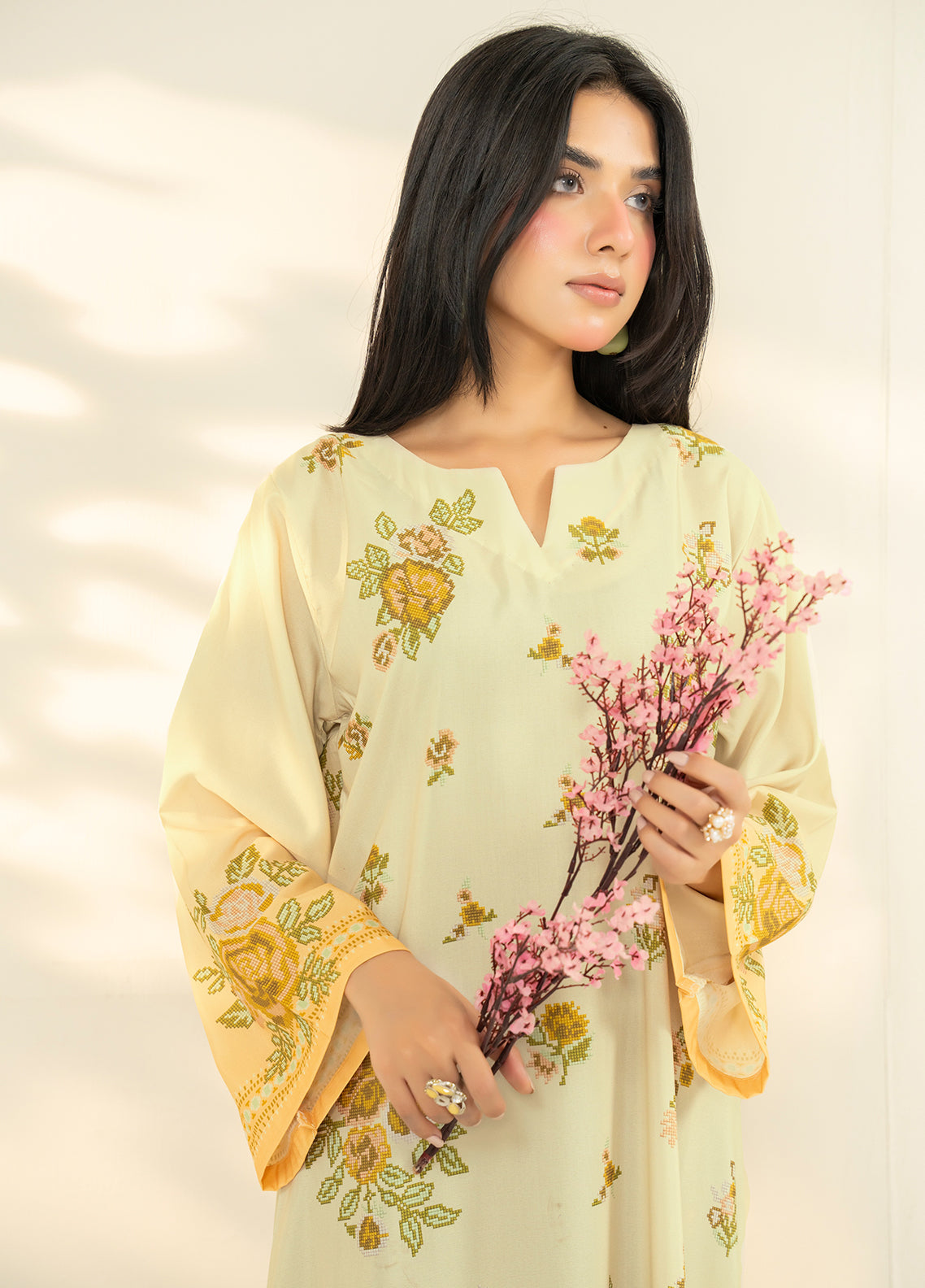 Allure Kaftan By Amani Pret Printed Lawn 1 Piece Stitched Kurti AP26AKP D-UR-1111 LUSTRE Yellow - Detail Allure Kaftan By Amani Pret Printed Lawn 1 Piece Stitched Kurti AP26AKP D-UR-1111 LUSTRE Yellow - Detail