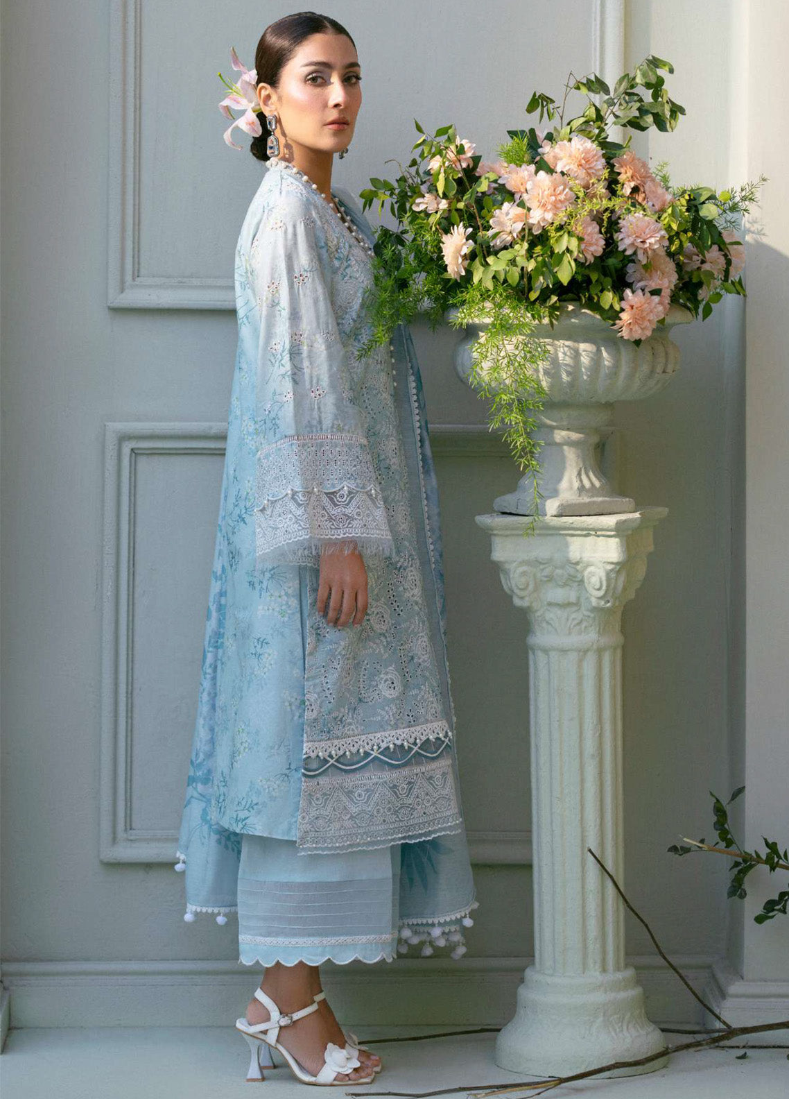 Amal by Motifz Embroidered Lawn Suits Unstitched 3 Piece - MT25AEL 5425 LAVENDER Amal by Motifz Embroidered Lawn Suits Unstitched 3 Piece - MT25AEL 5425 LAVENDER