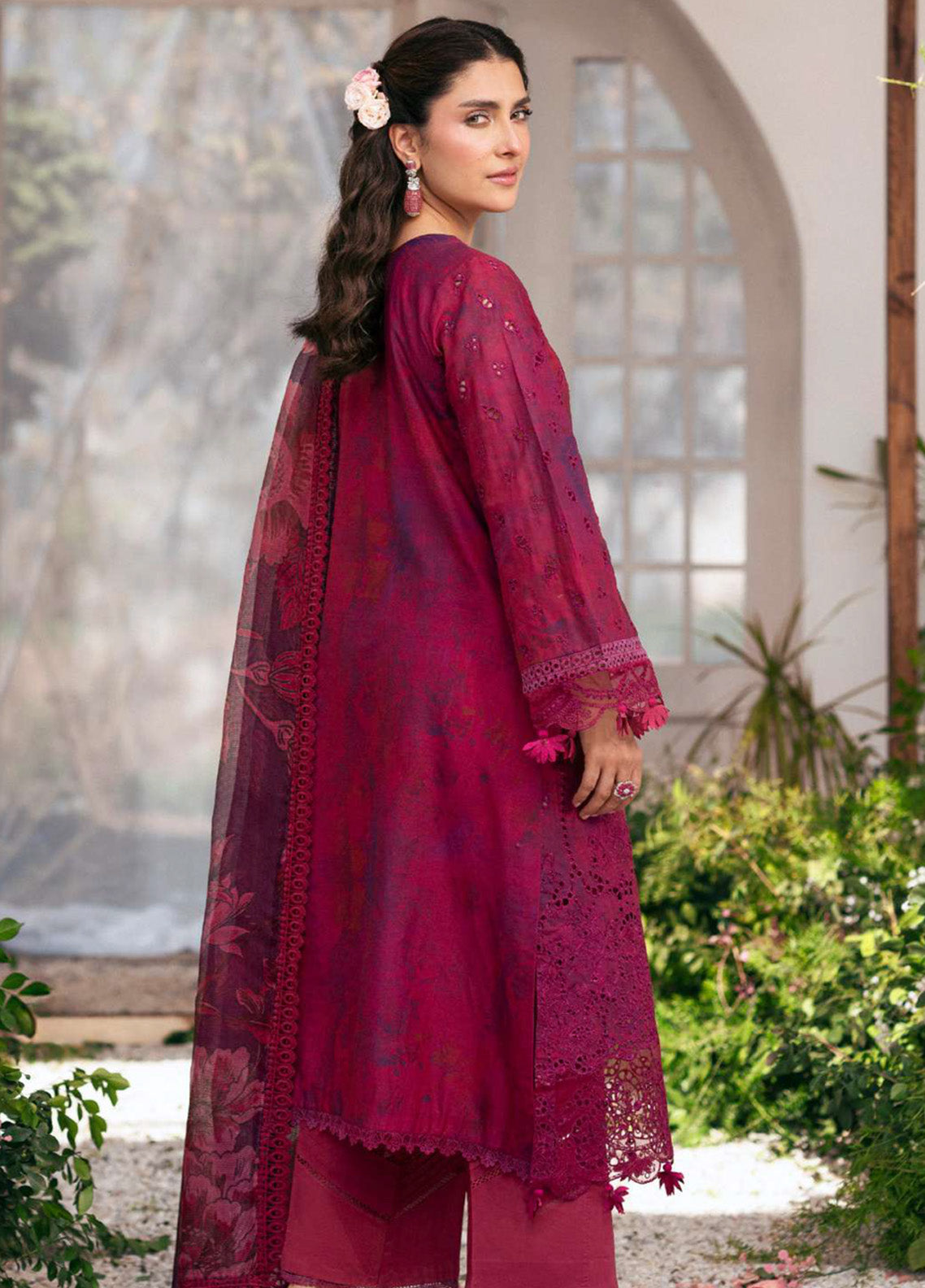 Amal by Motifz Embroidered Lawn Suits Unstitched 3 Piece - MT25AEL 5426 VALERIE Amal by Motifz Embroidered Lawn Suits Unstitched 3 Piece - MT25AEL 5426 VALERIE