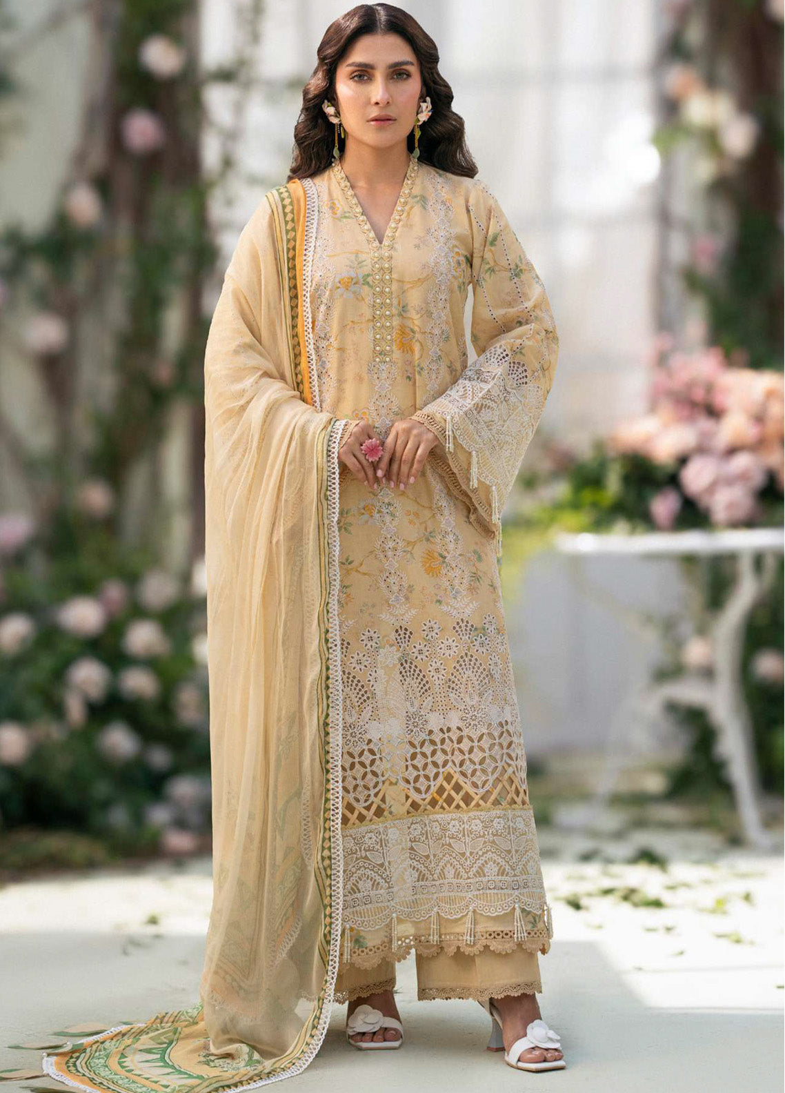 Amal by Motifz Embroidered Lawn Suits Unstitched 3 Piece - MT25AEL 5429 ORCHID Amal by Motifz Embroidered Lawn Suits Unstitched 3 Piece - MT25AEL 5429 ORCHID