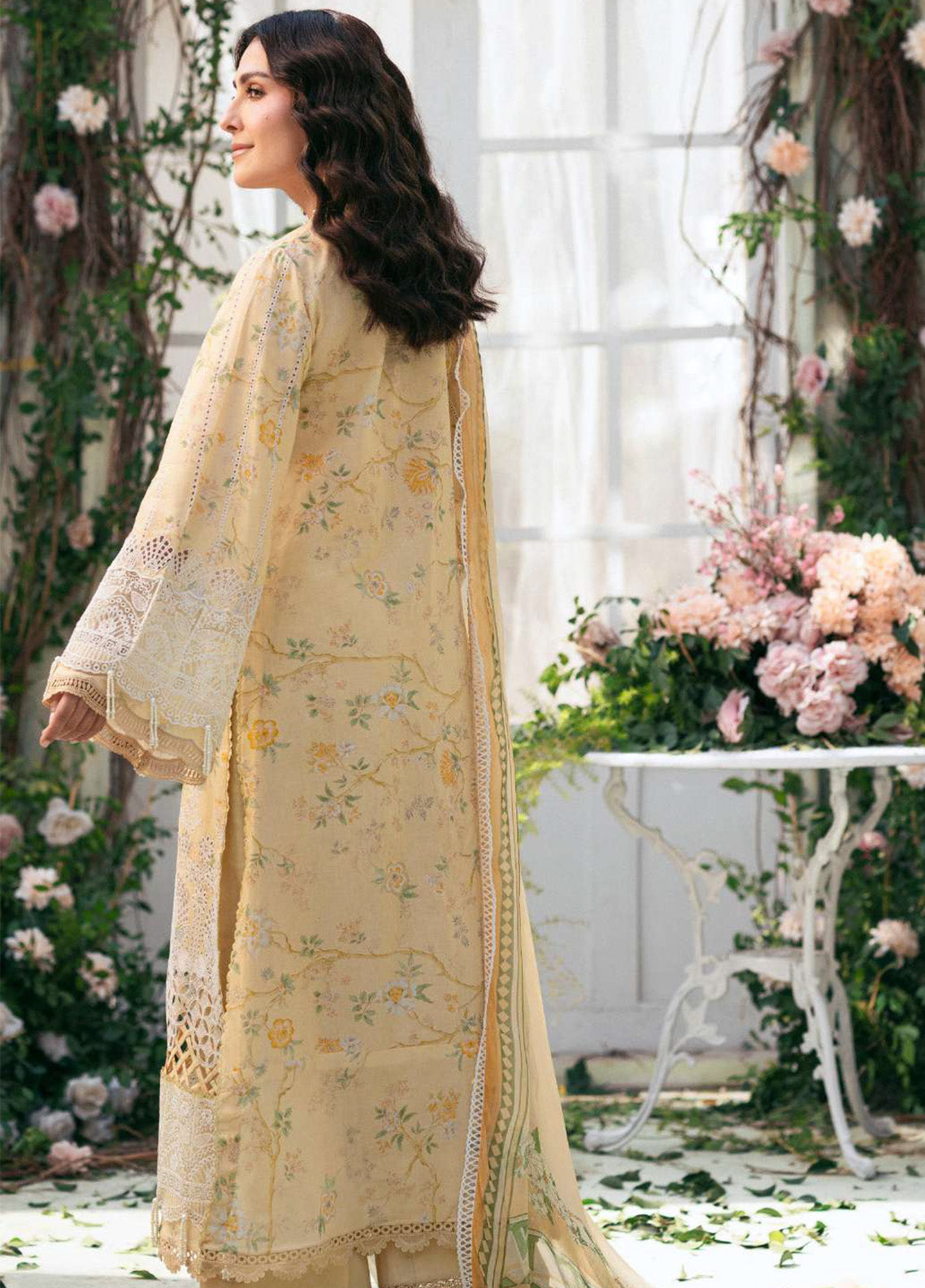 Amal by Motifz Embroidered Lawn Suits Unstitched 3 Piece - MT25AEL 5429 ORCHID Amal by Motifz Embroidered Lawn Suits Unstitched 3 Piece - MT25AEL 5429 ORCHID